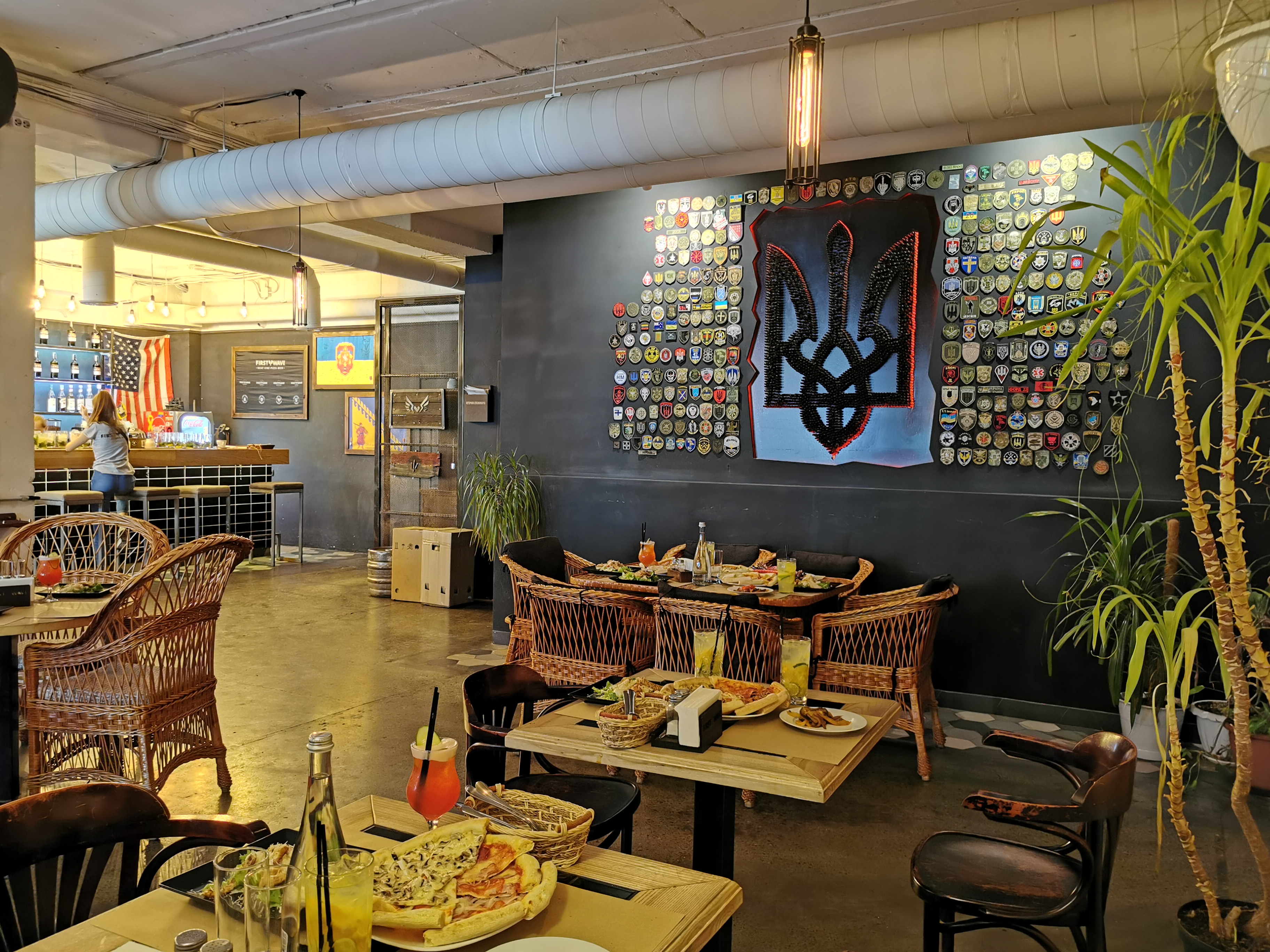 First Wave Pizza Bar image 4