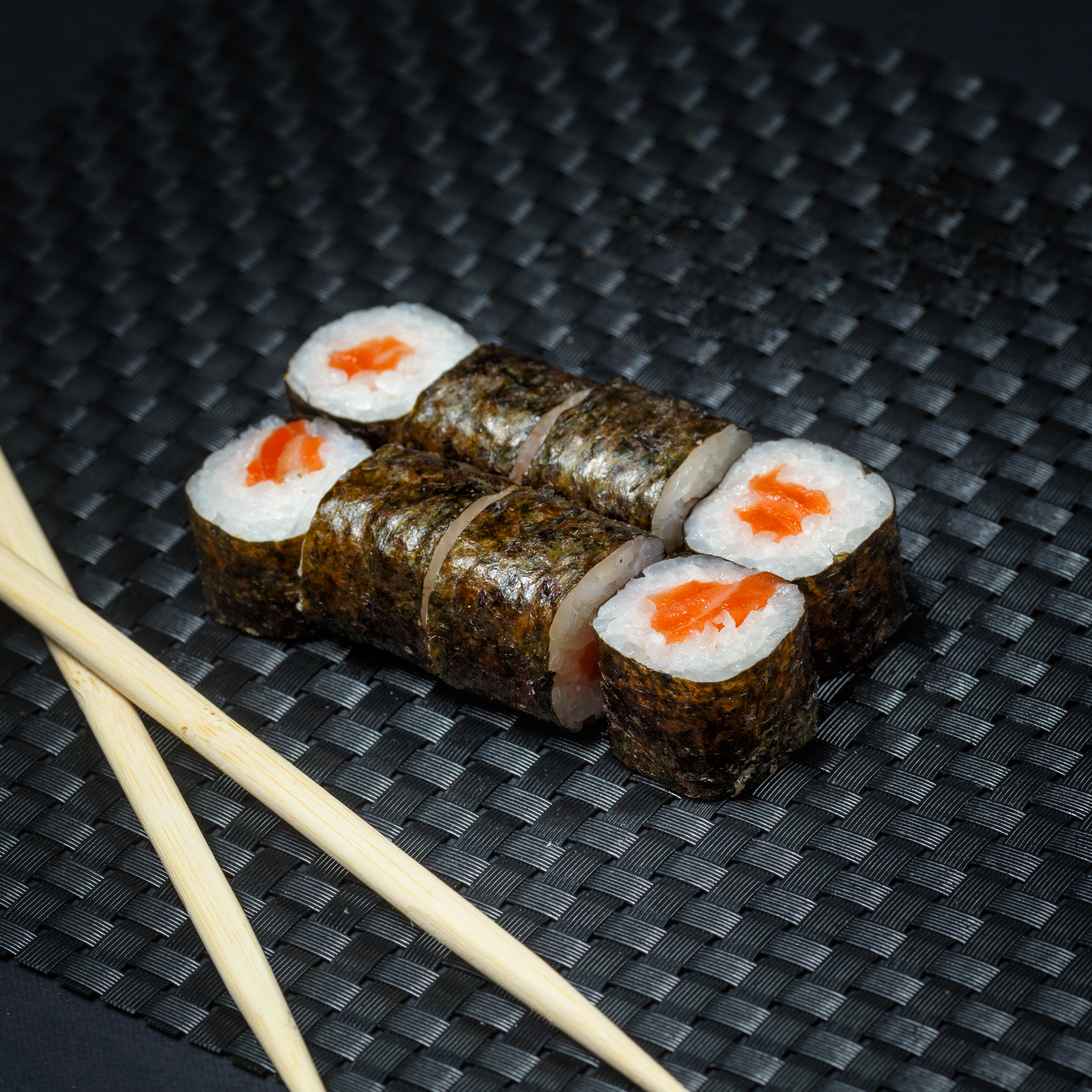 Omnomnom - доставка пиццы и суши image 3