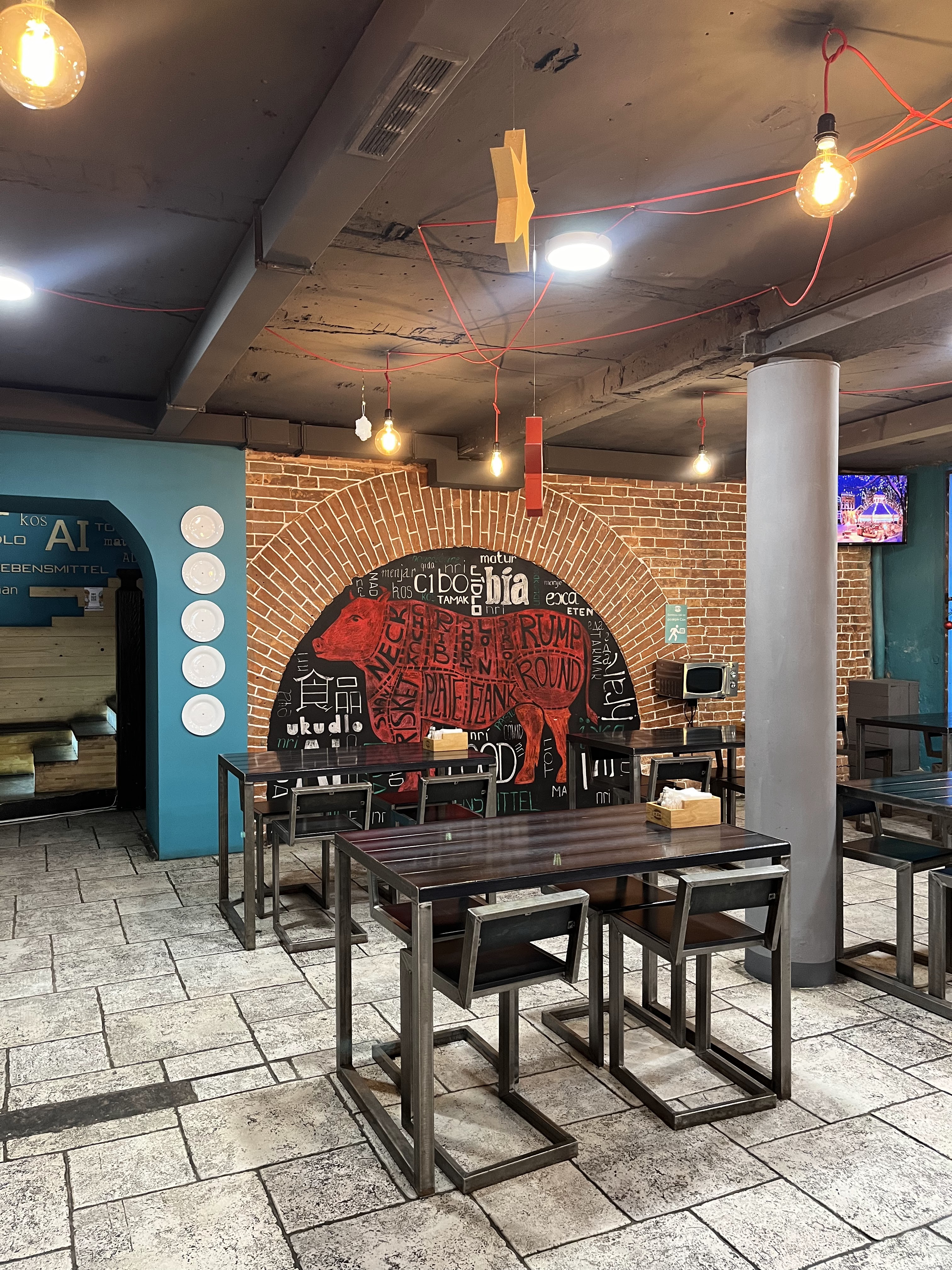 Сучасна їдальня "е.Да" image 3