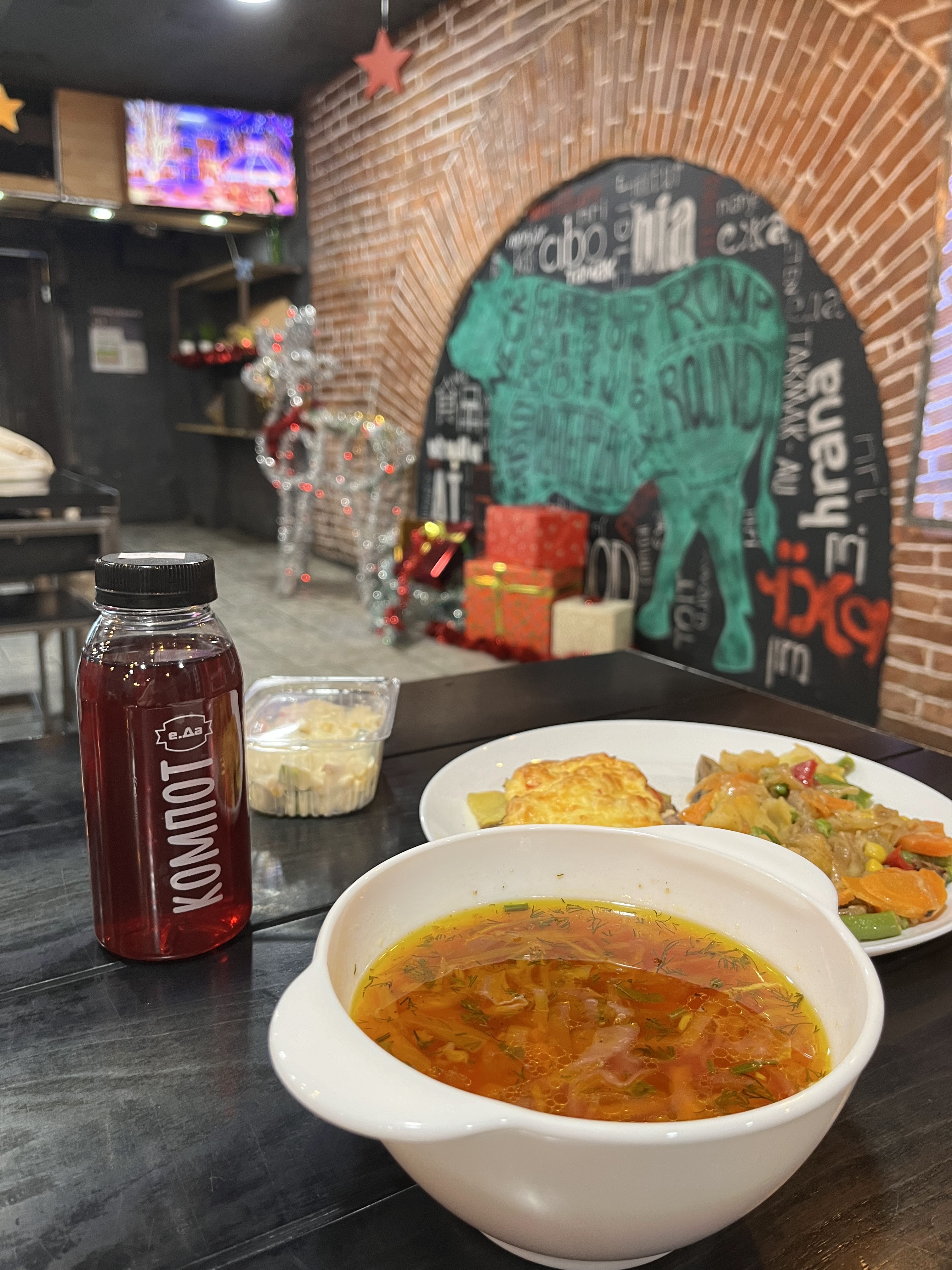 Сучасна їдальня "е.Да" image 6