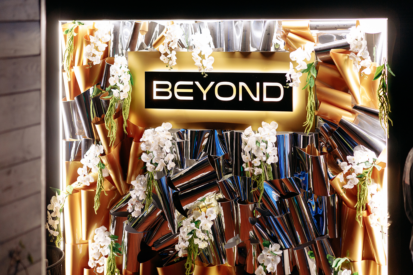 Beyond restaurant & lounge bar image 3