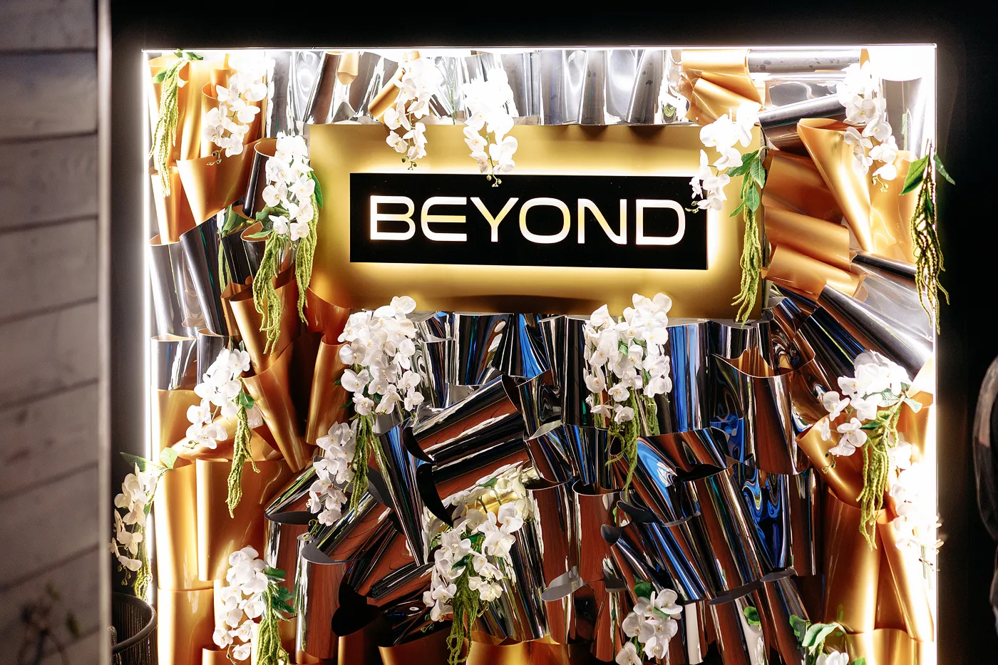 Beyond restaurant & lounge bar image 3