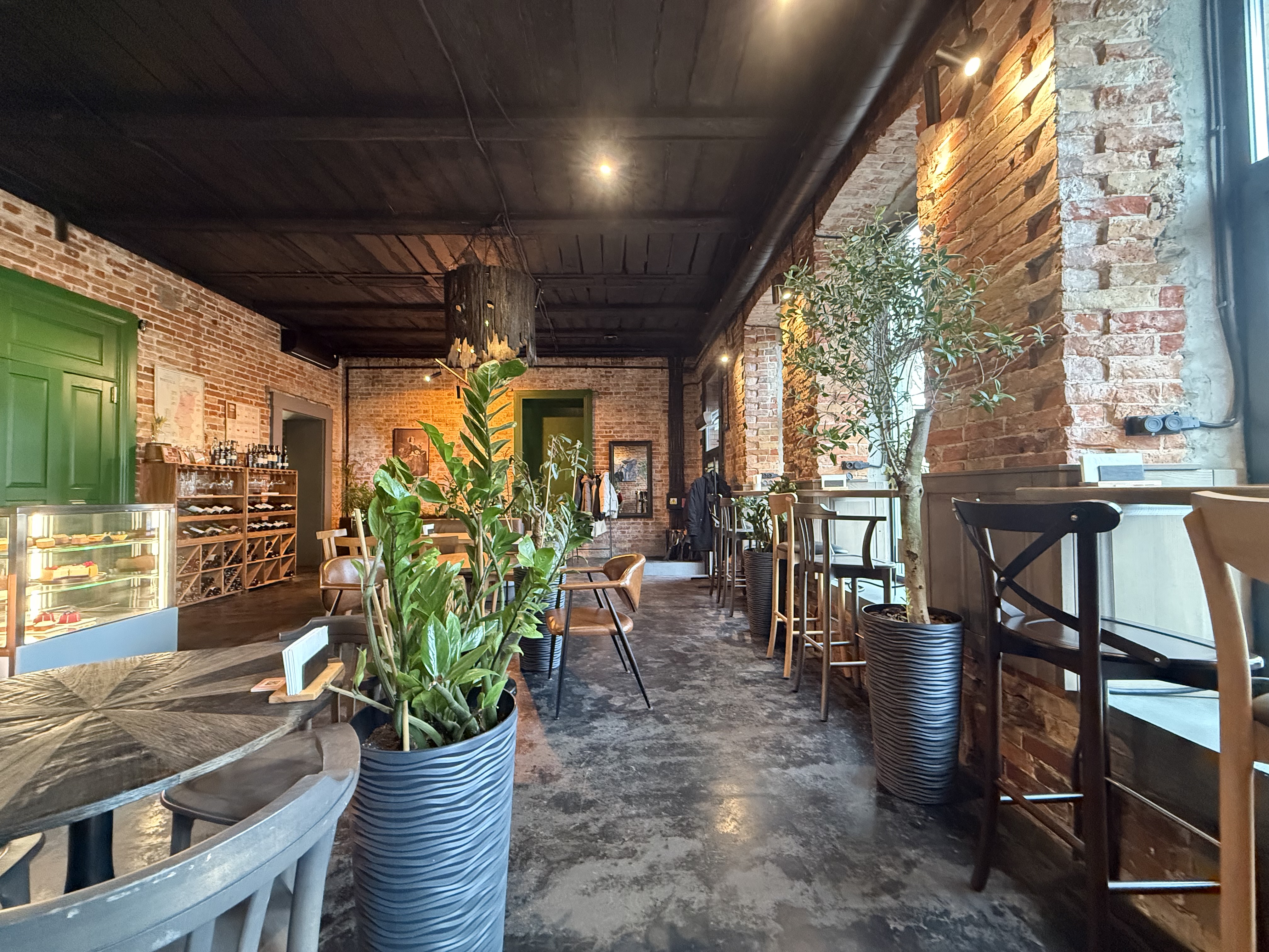 Alfama - португальський ресторан image 3