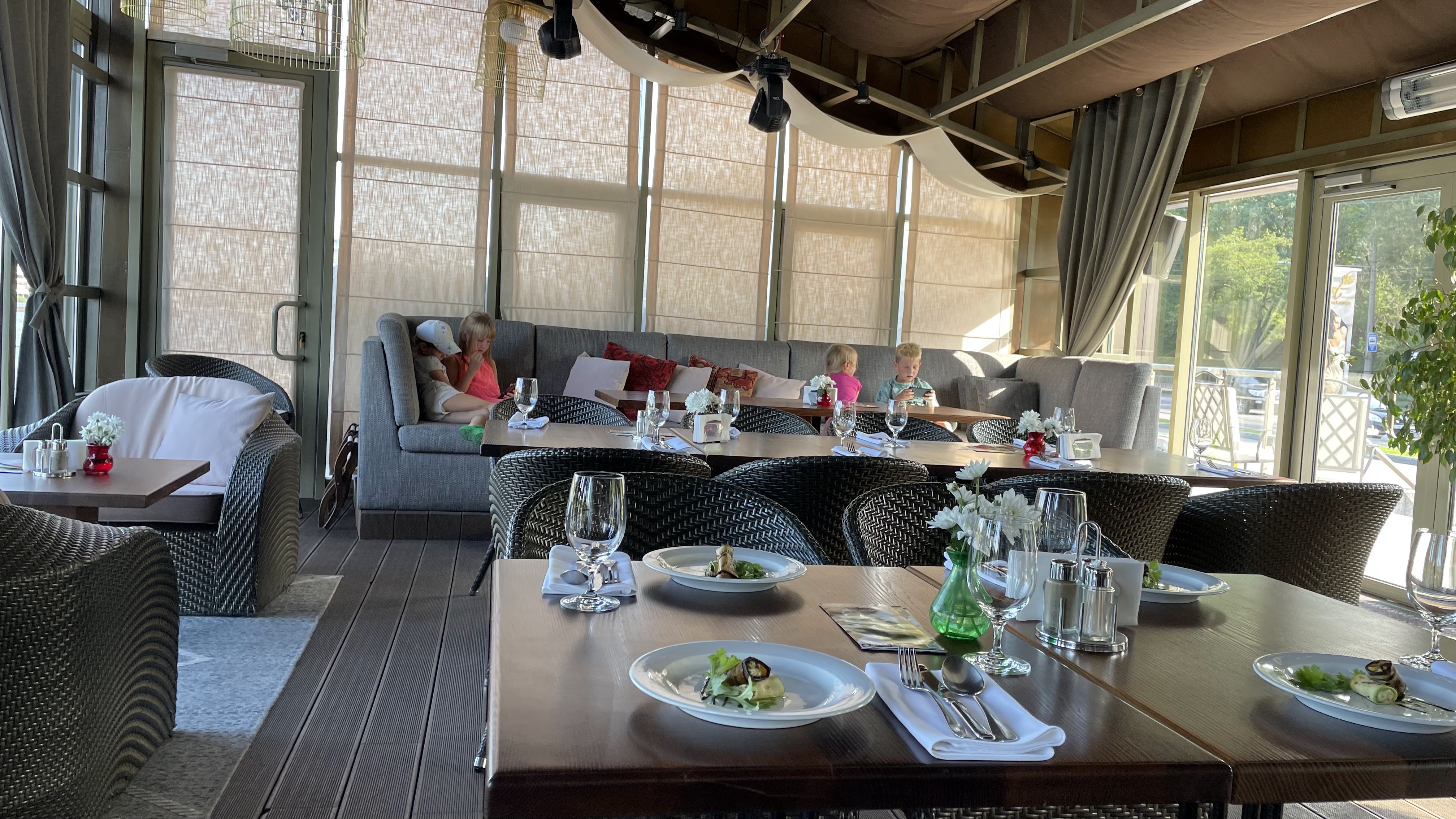 Coast Restaurant & Lounge image 1