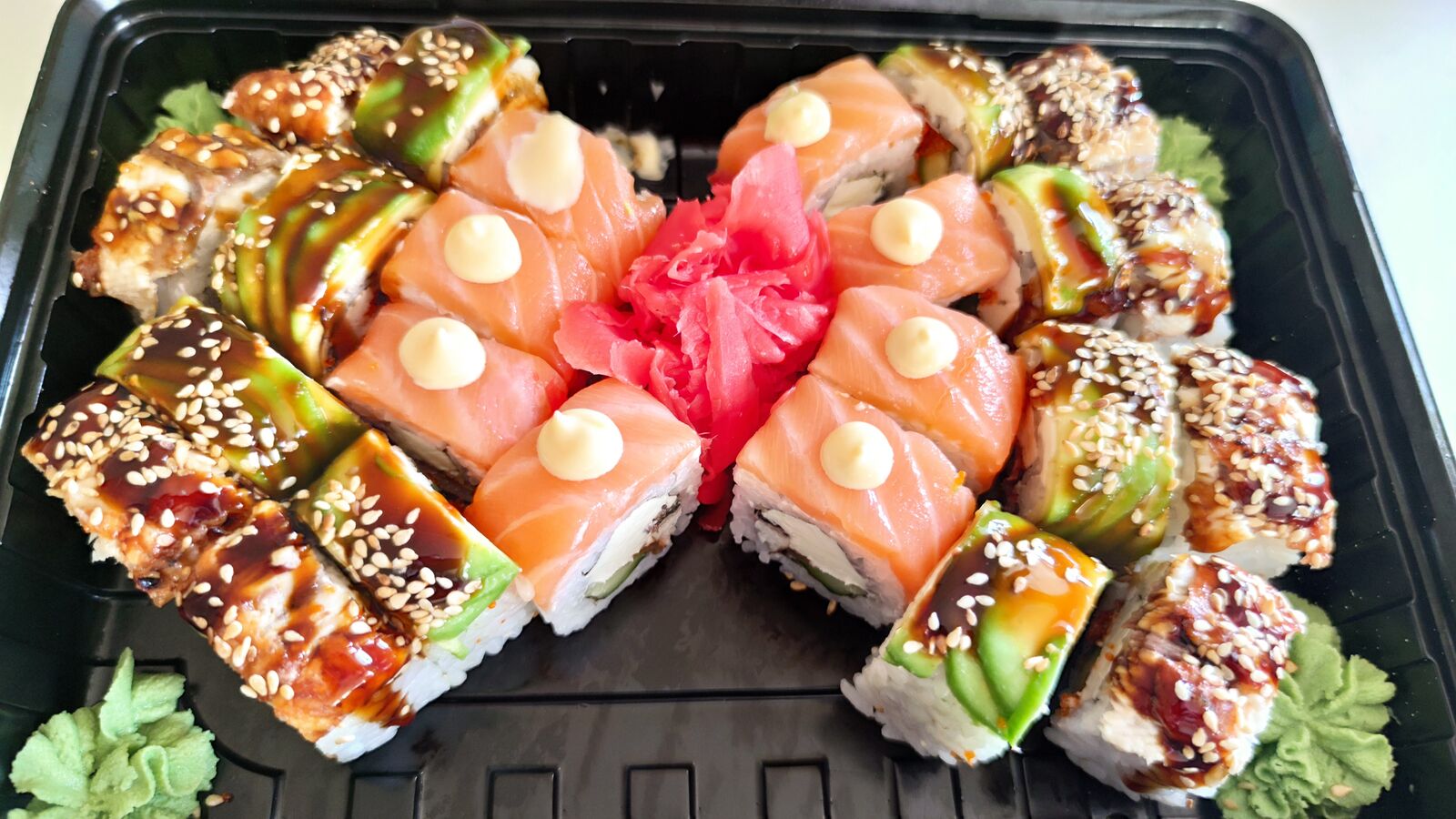 Sushi Family image 1