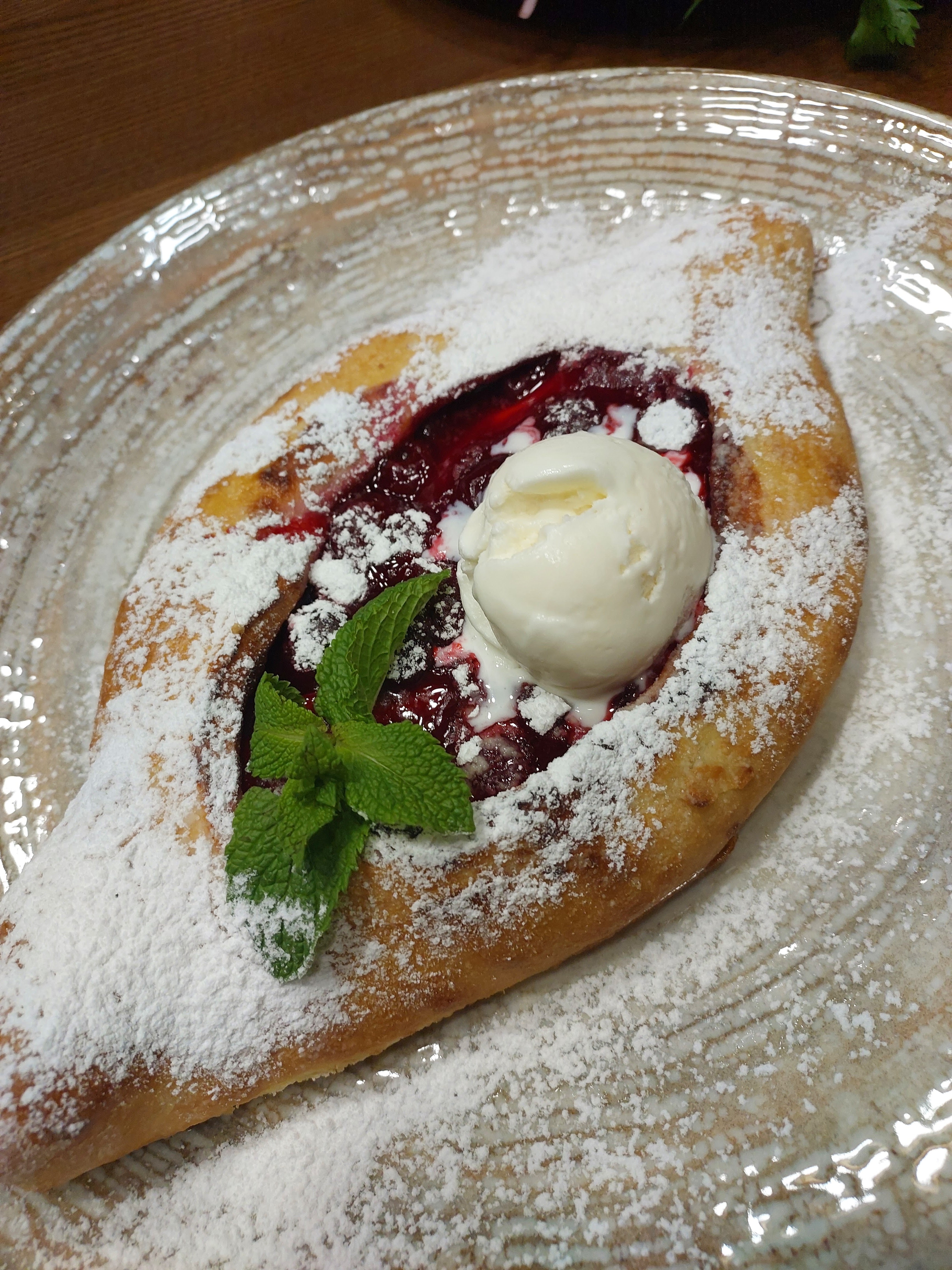 One Gogi | Ван Гогі Лівий берег image 6