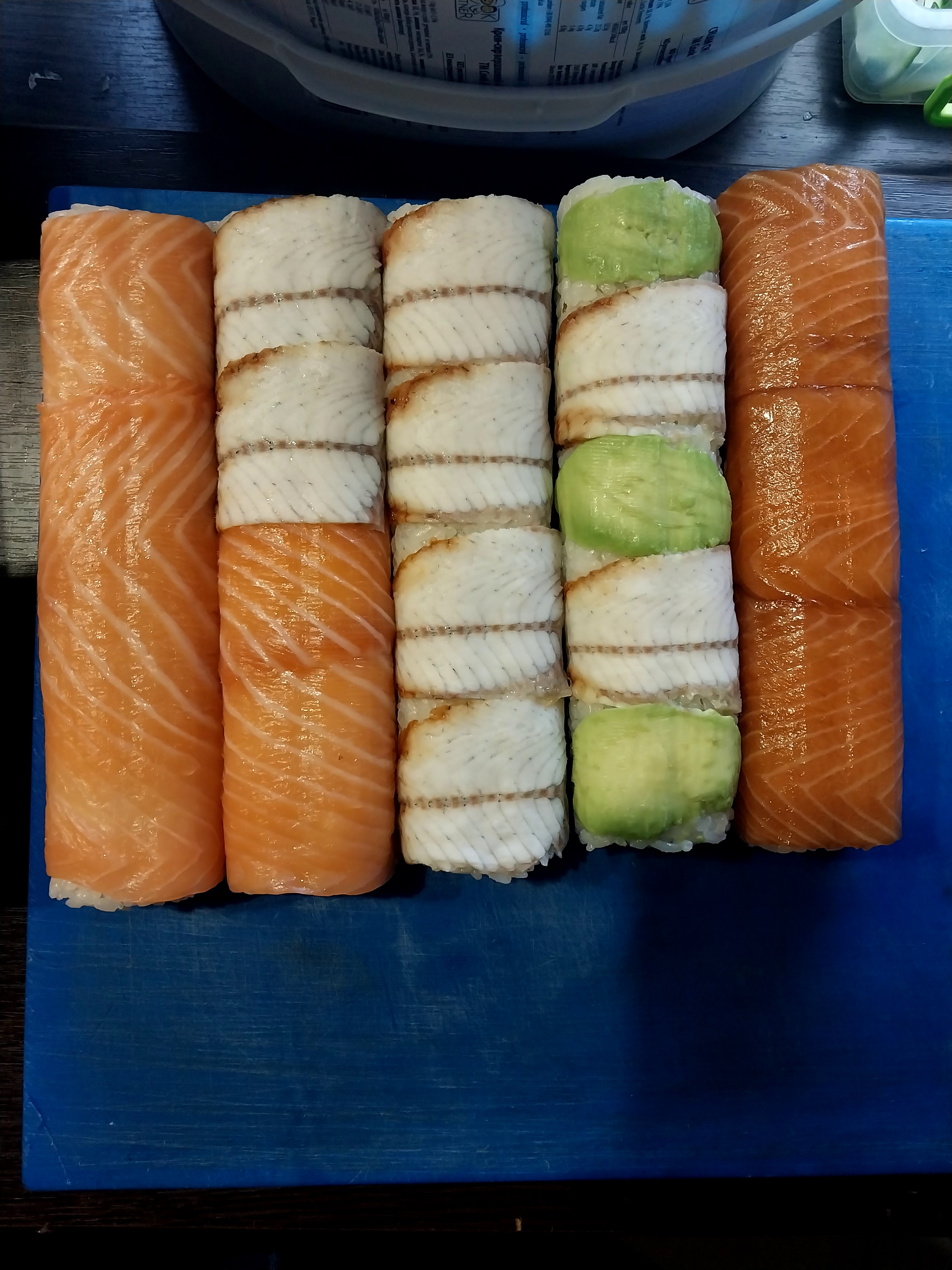 Sushi_pizza_frunzenskiy image 4