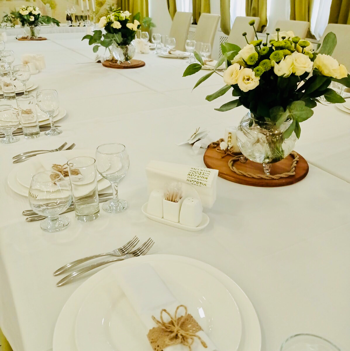 Корона Холл. Бенкети, корпоративи, кейтерінг, дні народження, весілля, випускні, кава-брейки, конференції image 5