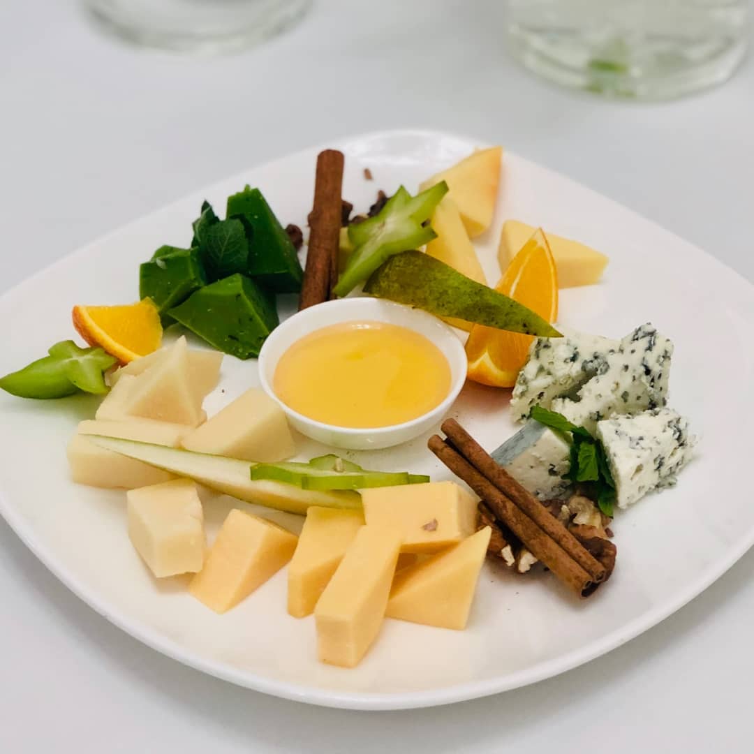 Корона Холл. Бенкети, корпоративи, кейтерінг, дні народження, весілля, випускні, кава-брейки, конференції image 10