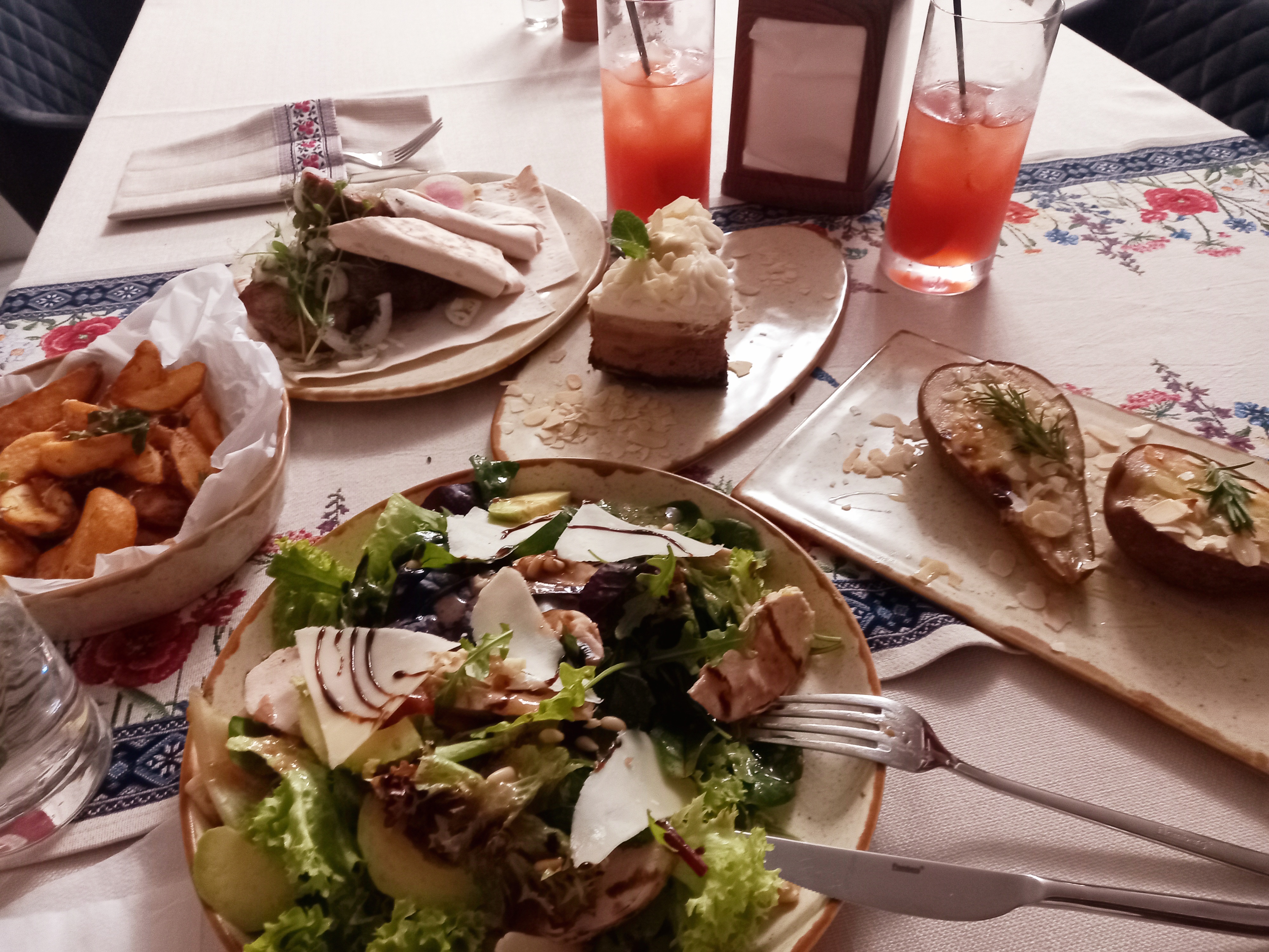 Сало restaurant image 10