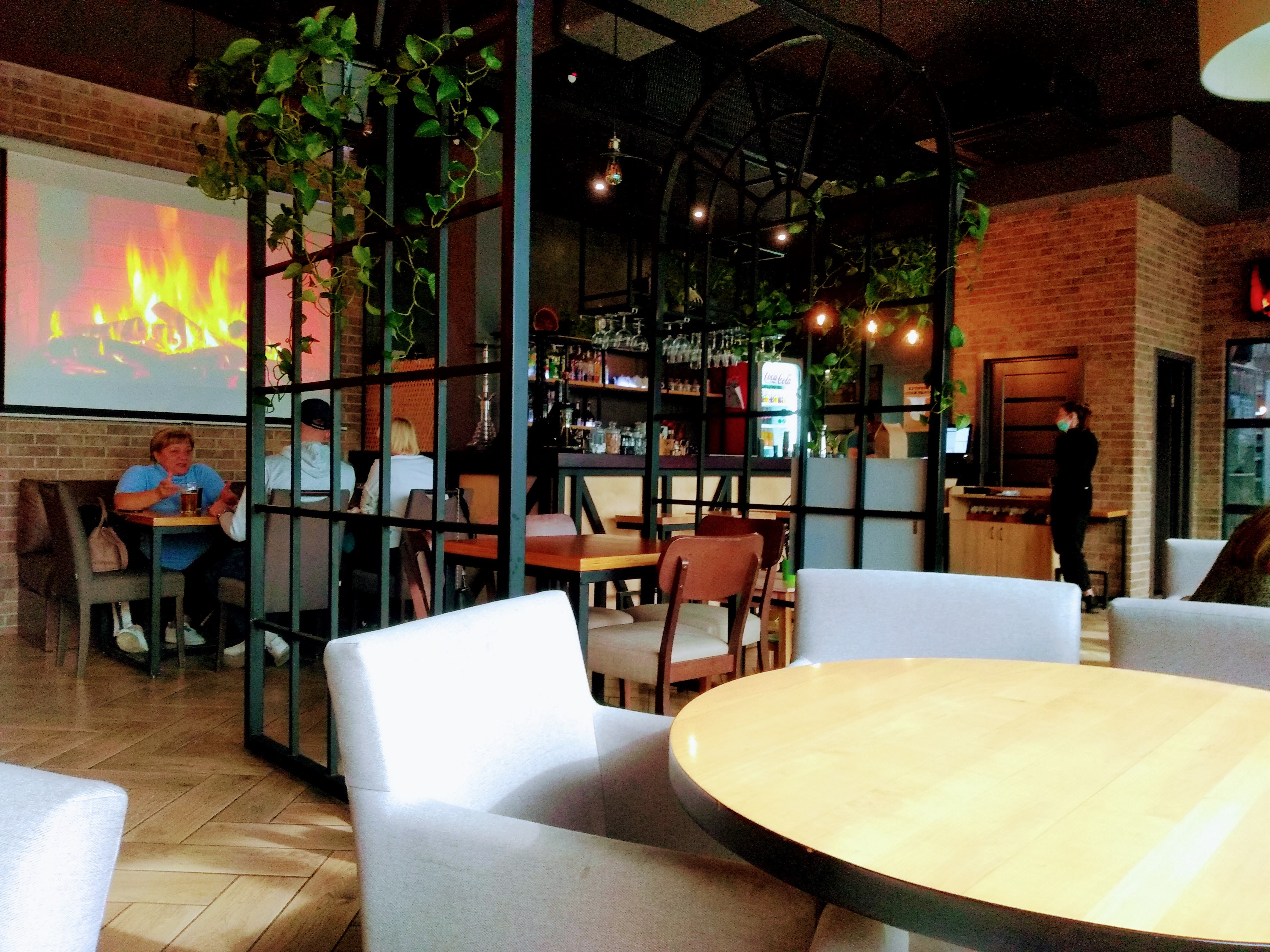 The CRAFT Burger & Bar image 8