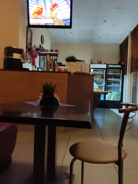Bistro image 5