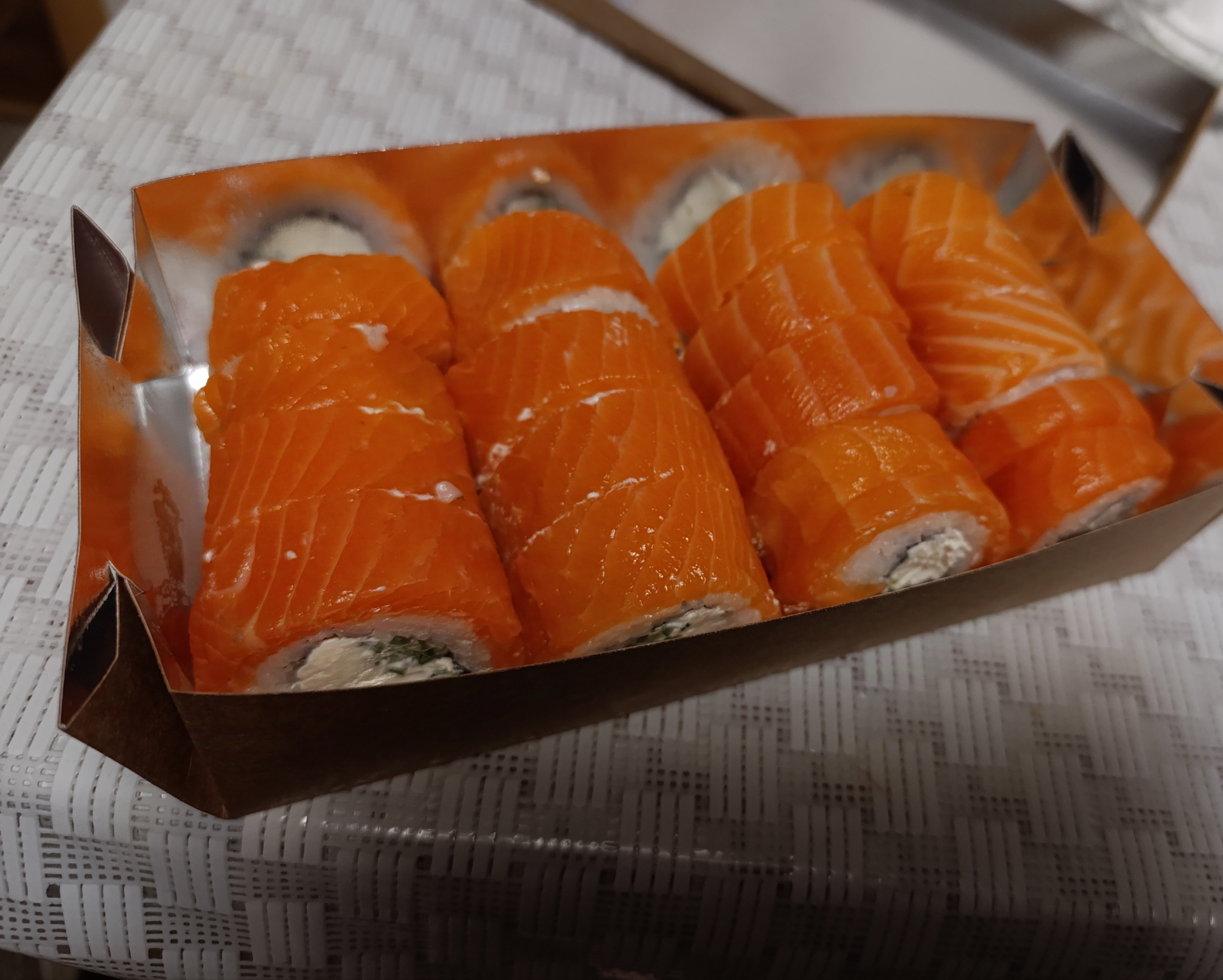 Momento Sushi image 3