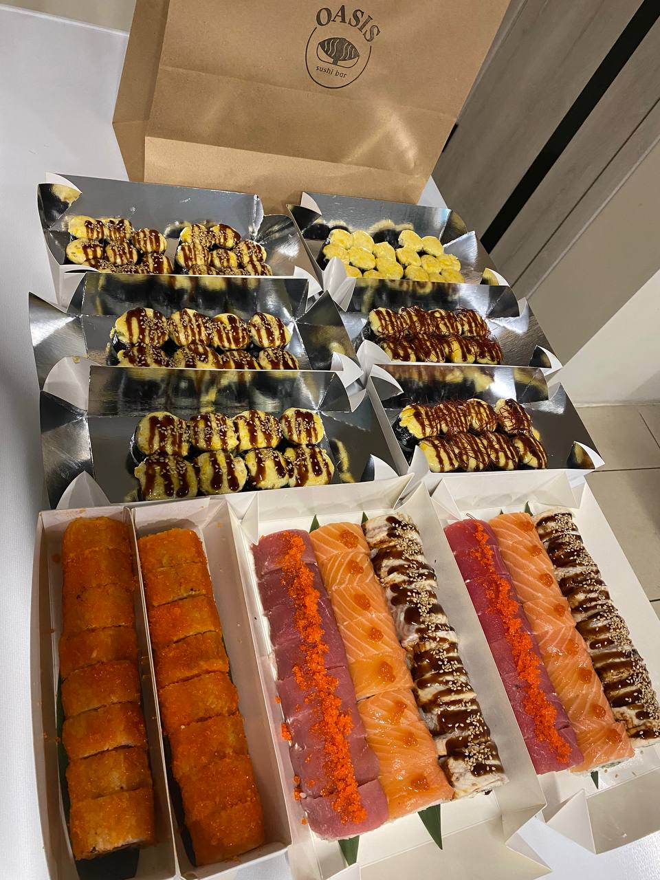 OASIS sushi bar image 4
