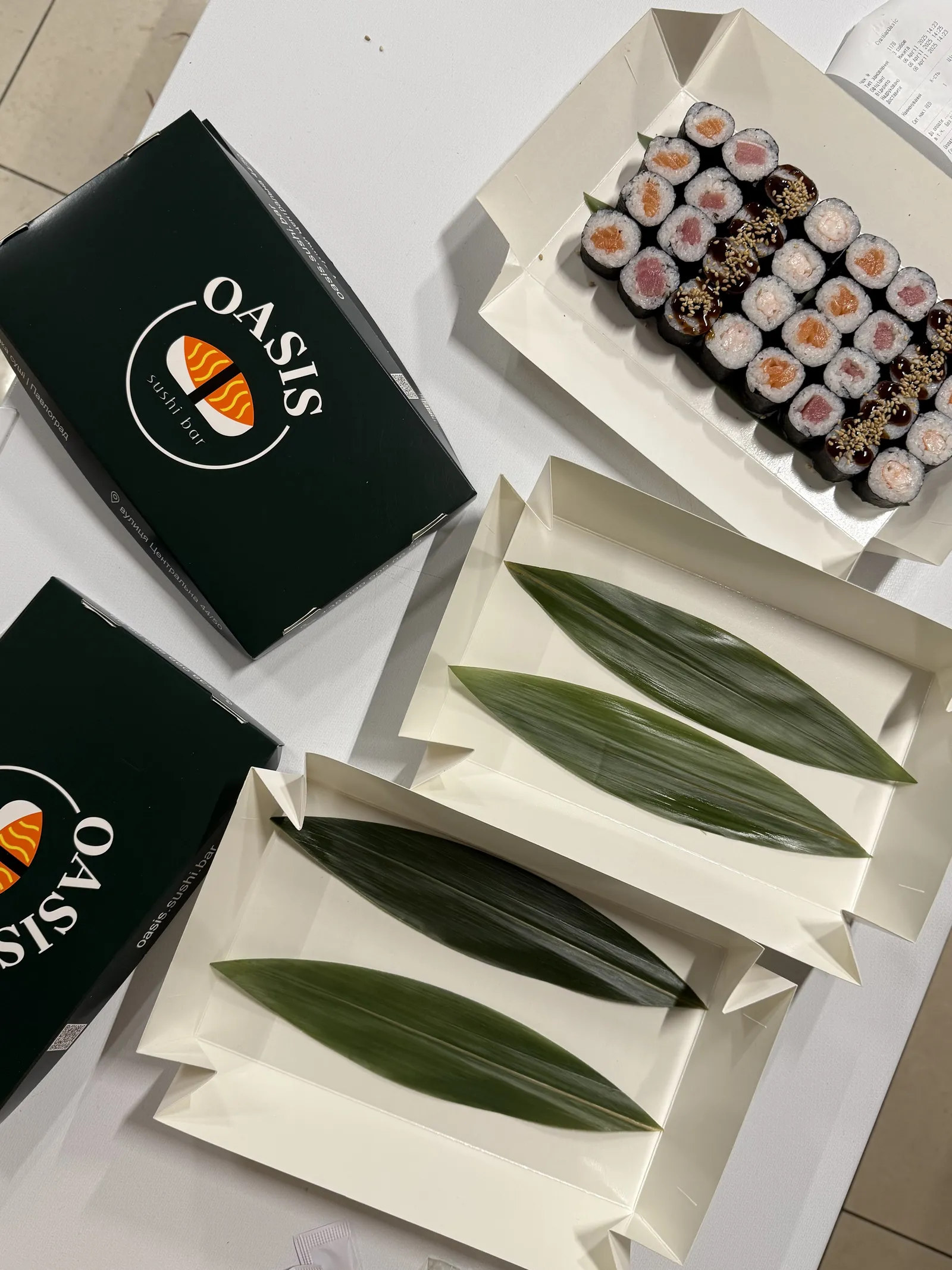 OASIS sushi bar image 7