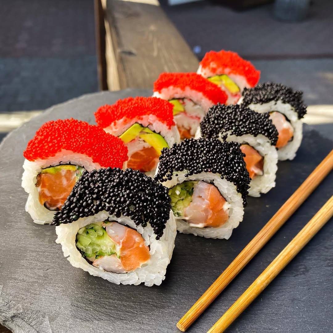 Pitsa I Sushi Z Soboyu image 3