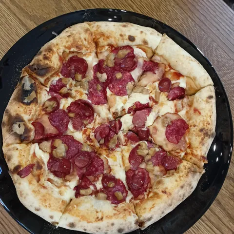 Banda Pizza image 6