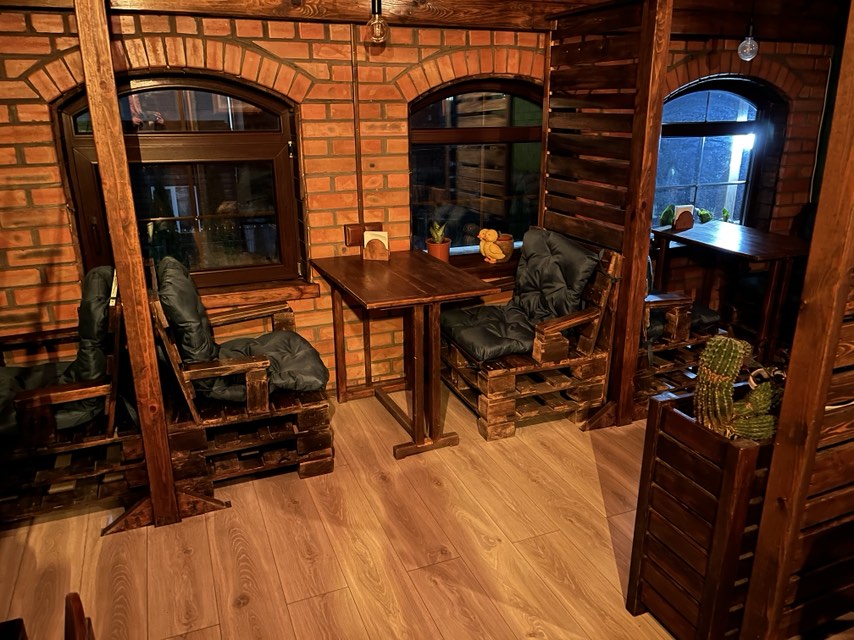 Kav'yarnya-Pitseriya "Baskervilʹ" image 4