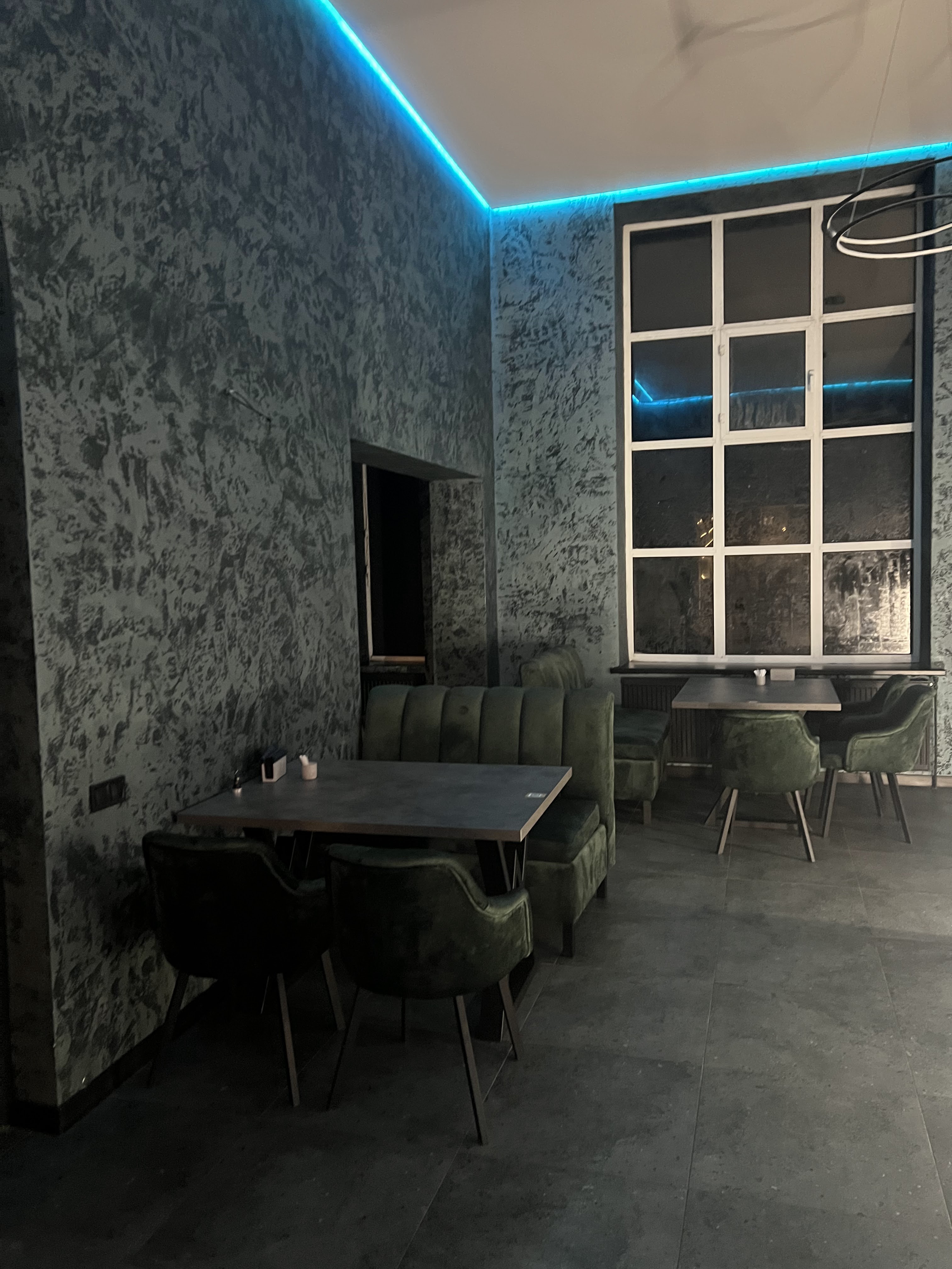 Monarch Lounge Bar image 8