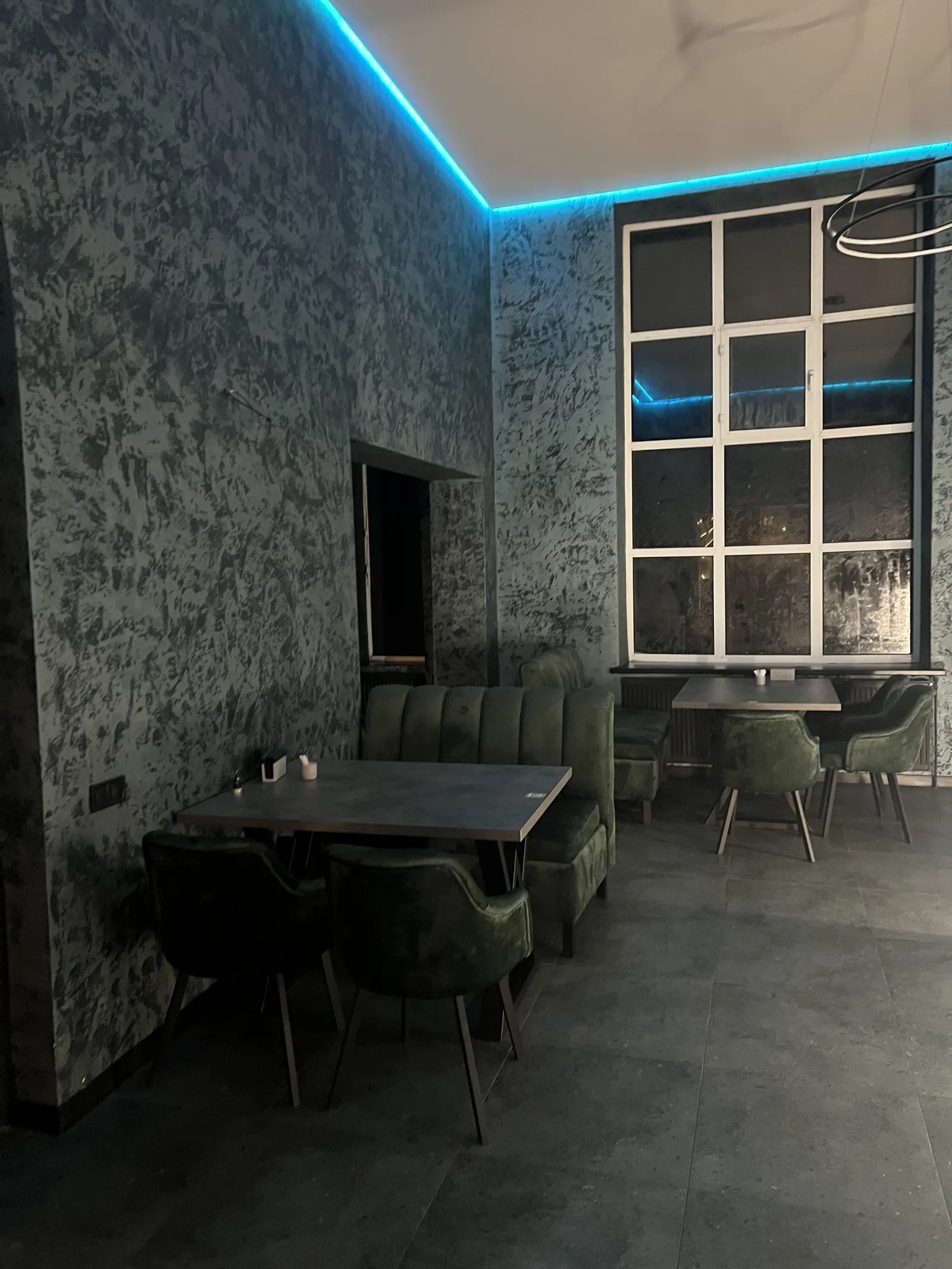 Monarch Lounge Bar image 8