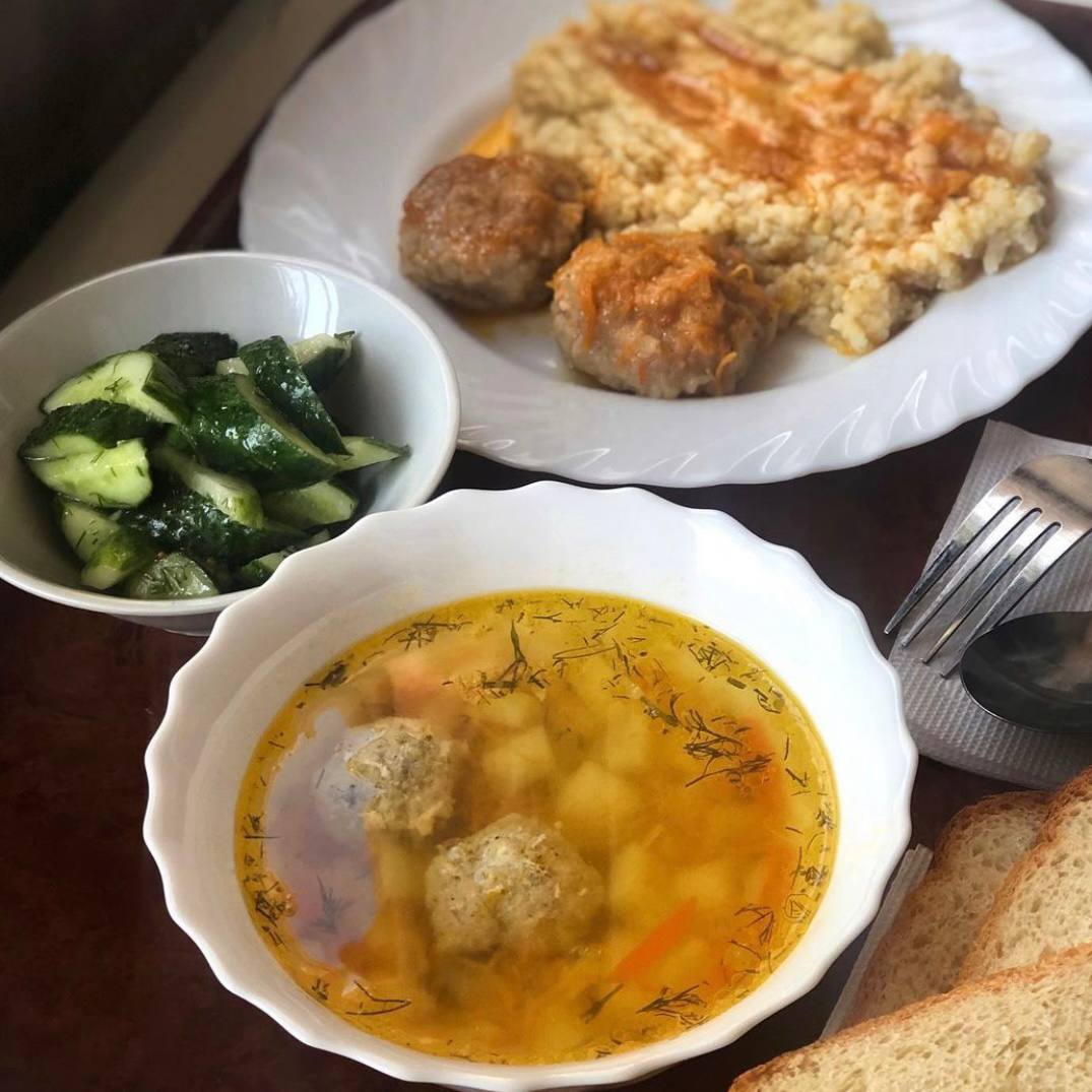 Їжа і Компанія. Кафе | кейтеринг | ресторан | банкет | їдальня | фуршет | банкетний зал | комплексні обіди з доставкою image 3