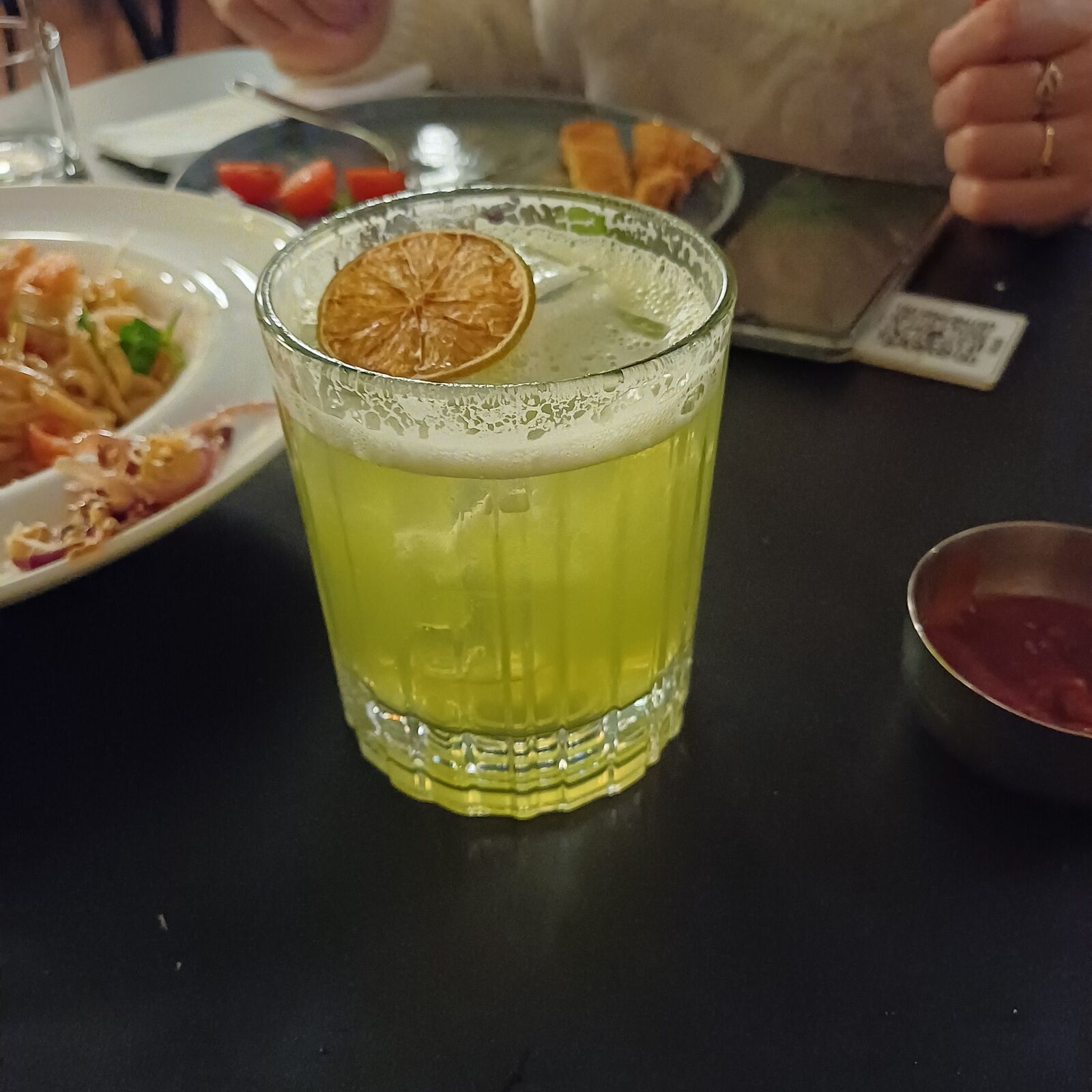 CHICKS ROLLS & DRINKS image 8