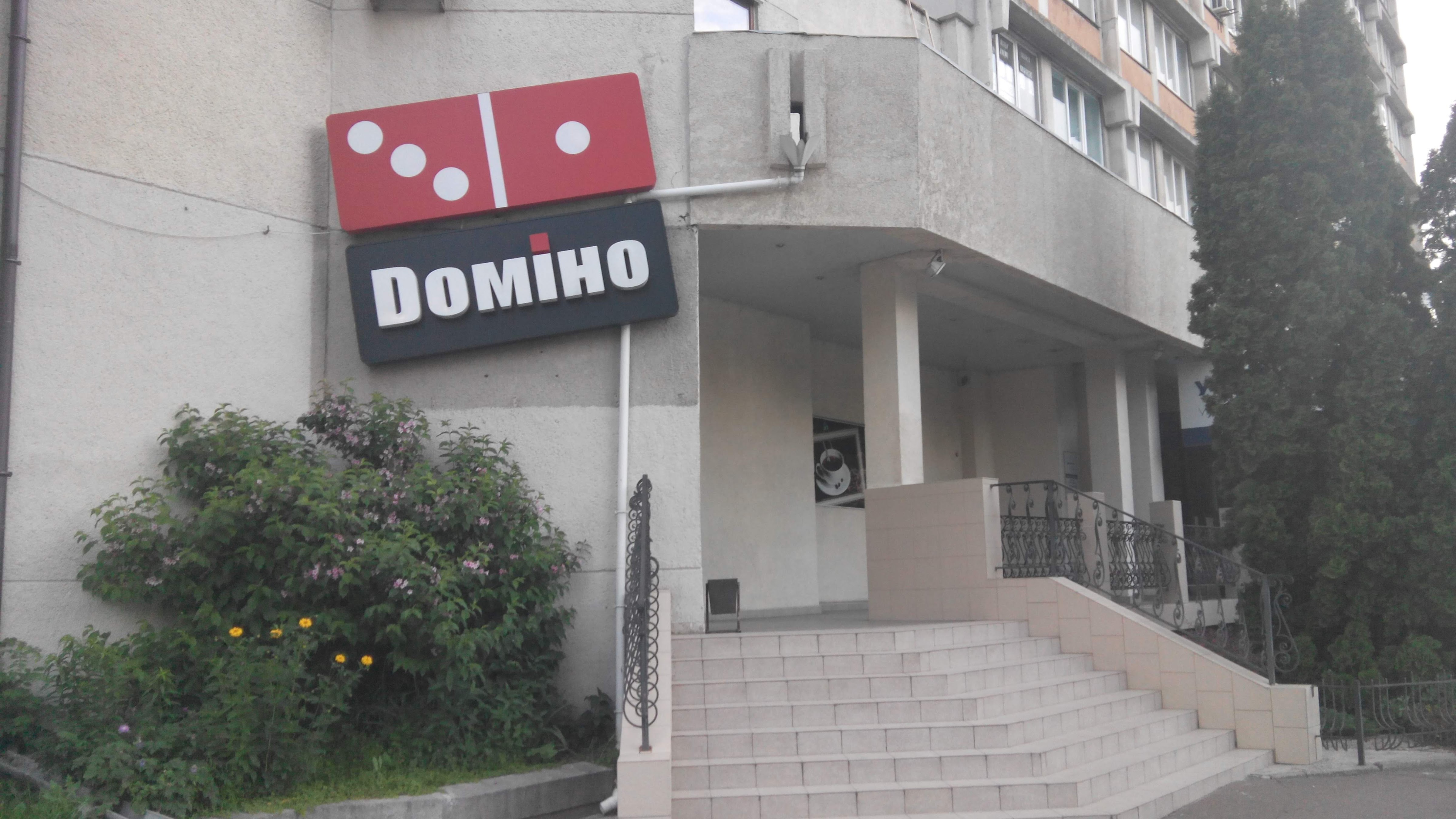 Domino image 9