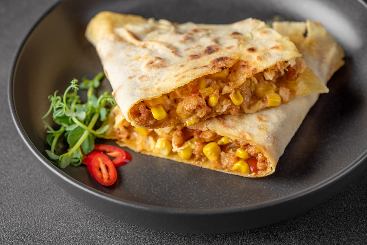 HELLO BURGER image 9