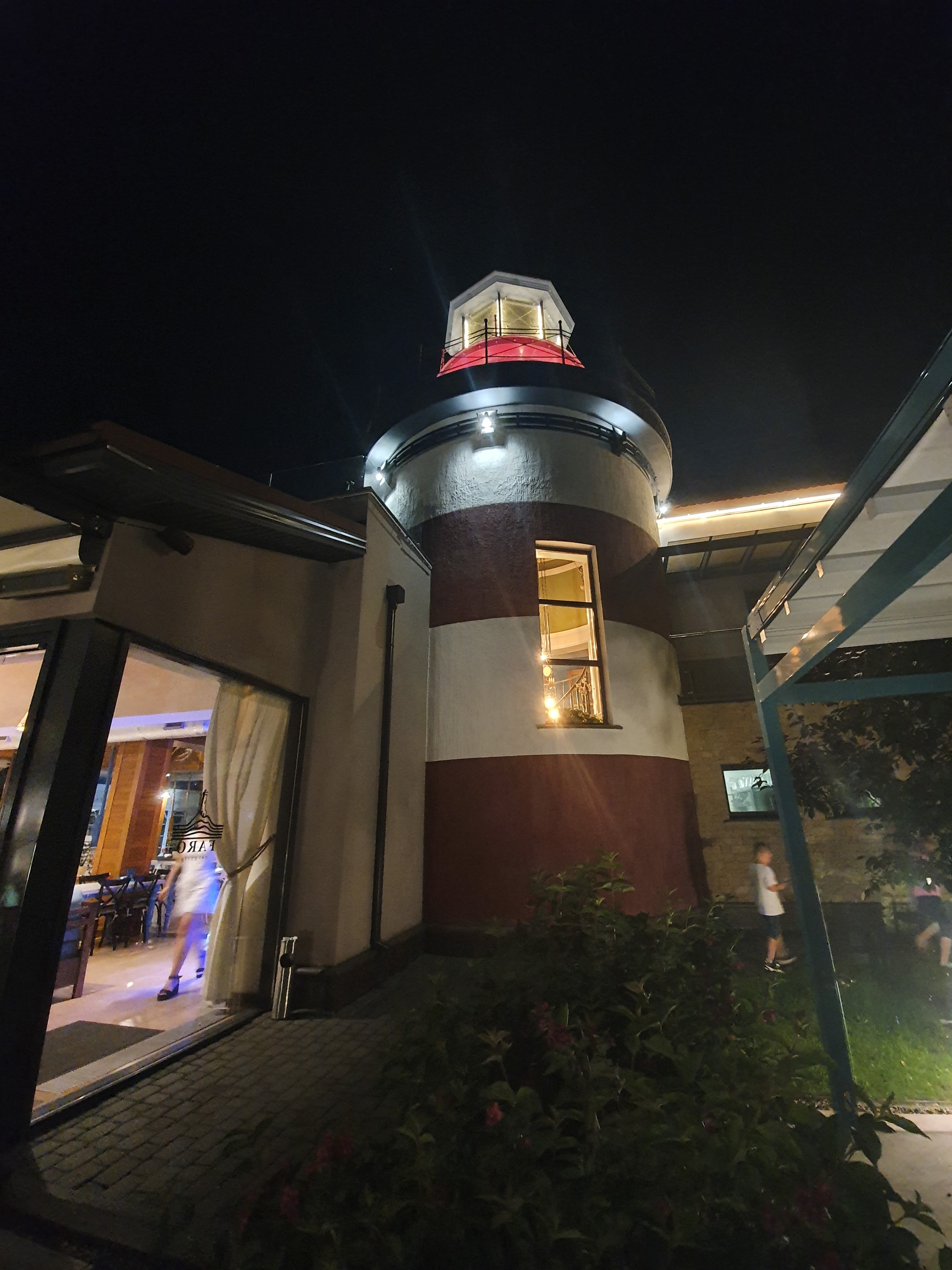 Faro del Porto image 6