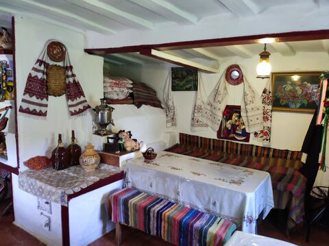 Tavern "Ms. Olga" image 1