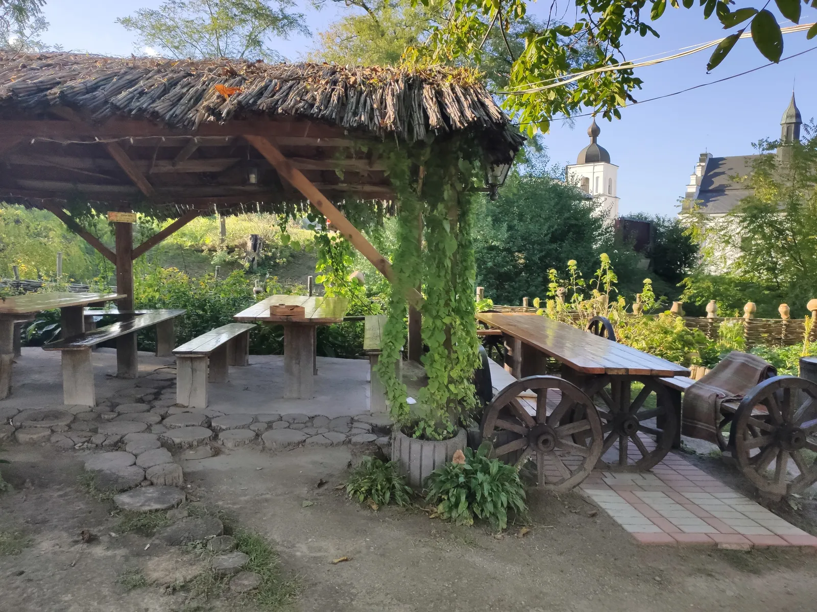 Tavern "Ms. Olga" image 5
