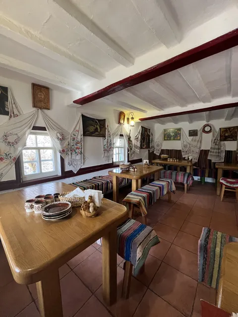 Tavern "Ms. Olga" image 7