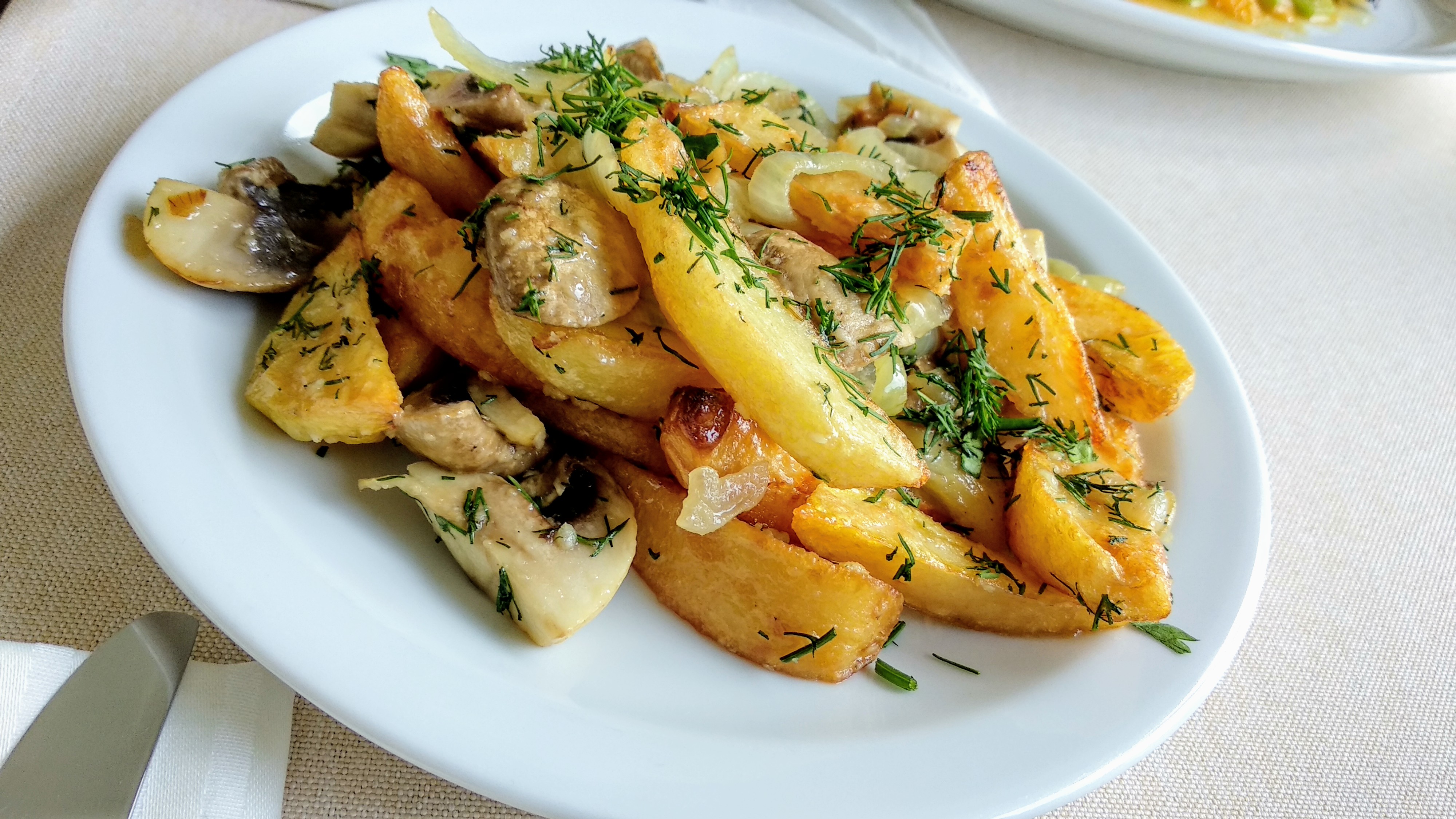 Four Seasons image 2