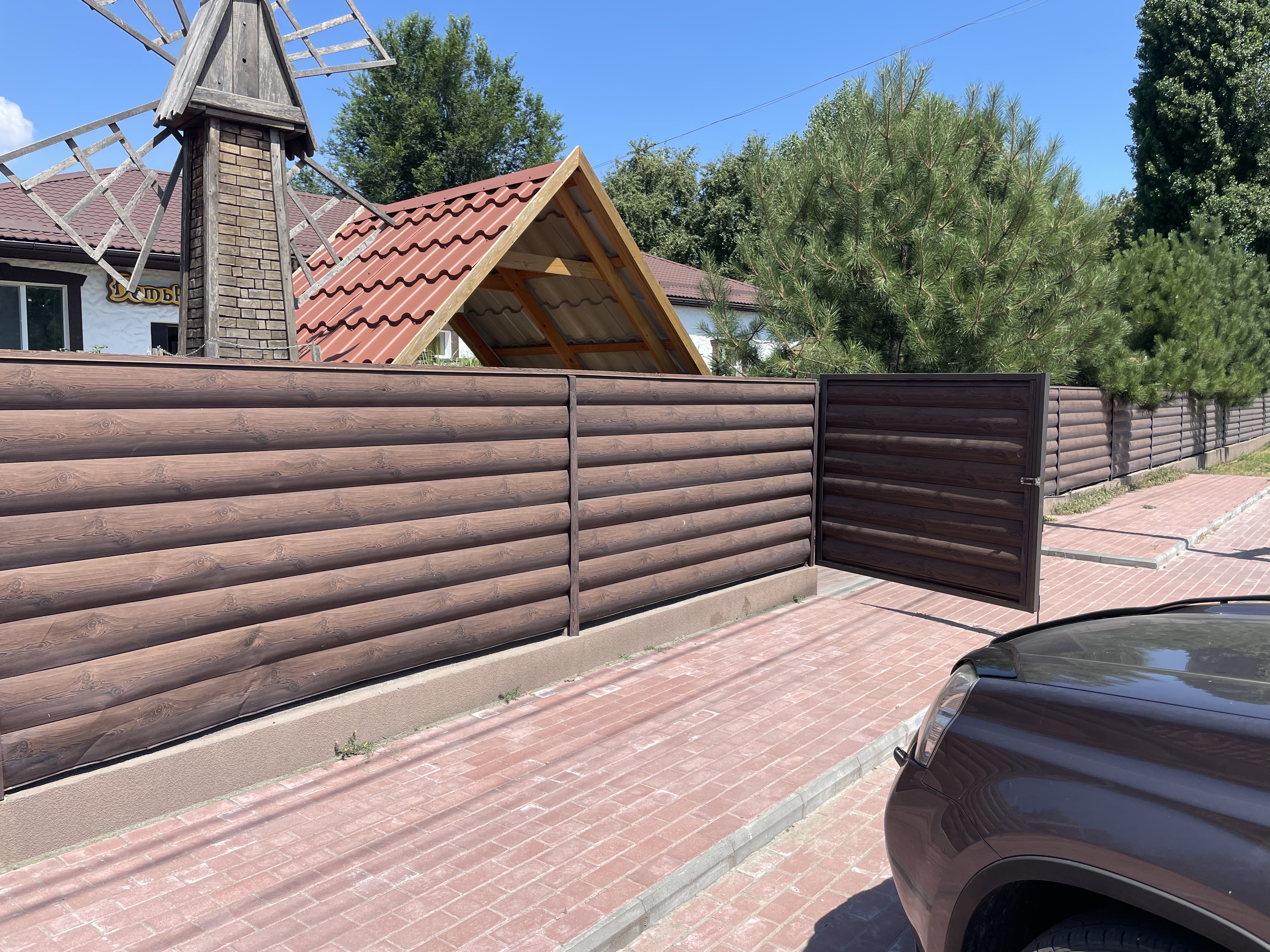 Батьківська Хата image 3