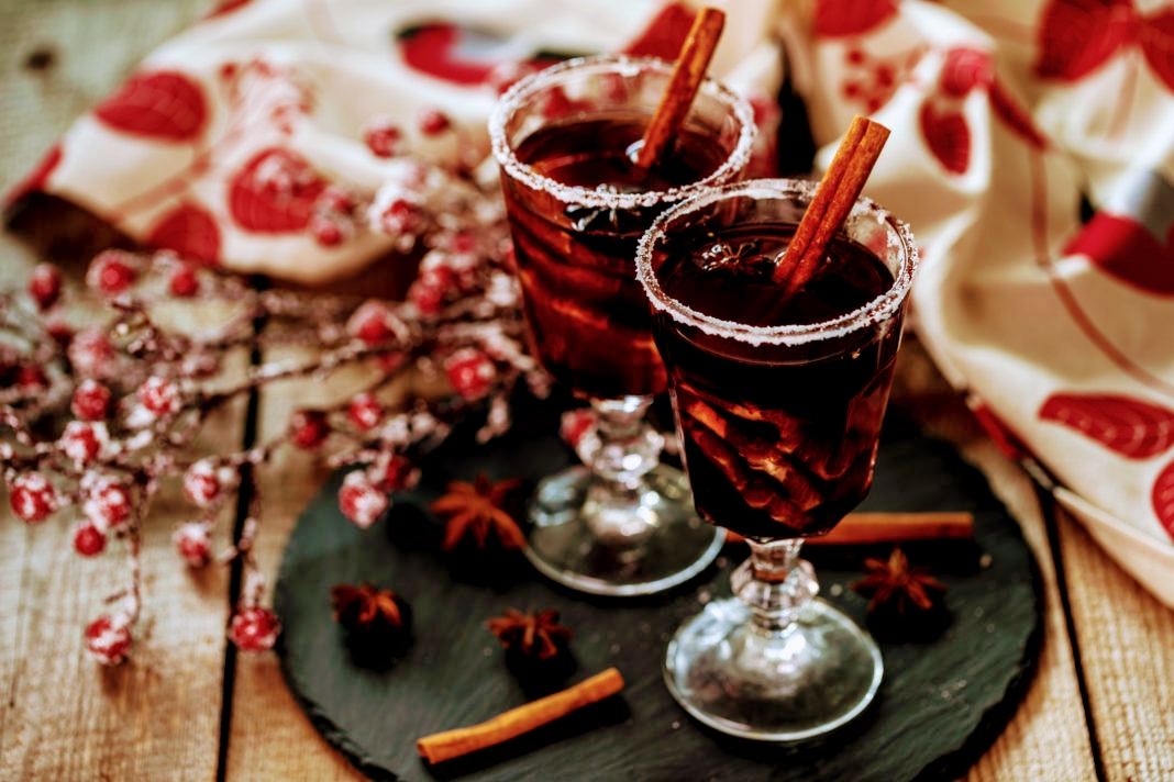 GRAND FAMILY image 6