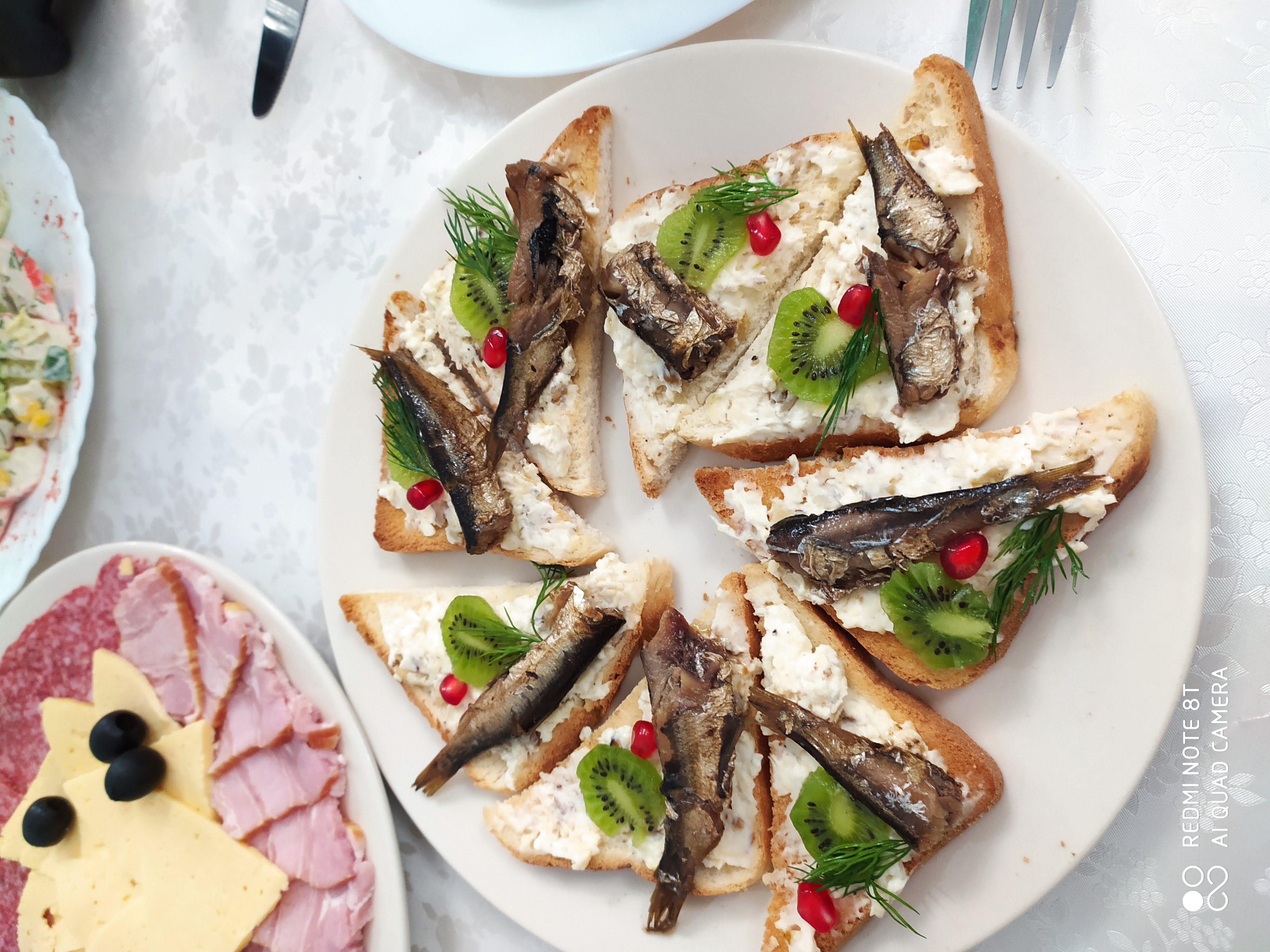 GRAND FAMILY image 8