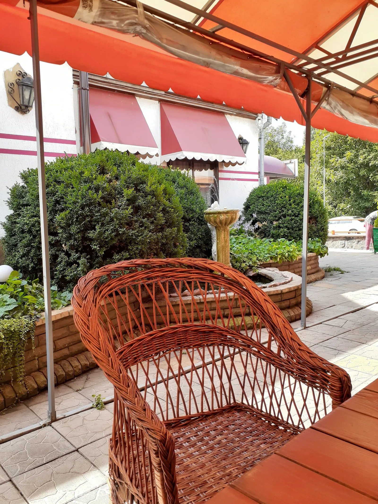 Cafe Guest House image 1