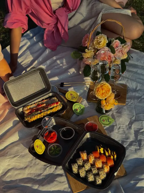 Sushi Take Out image 5