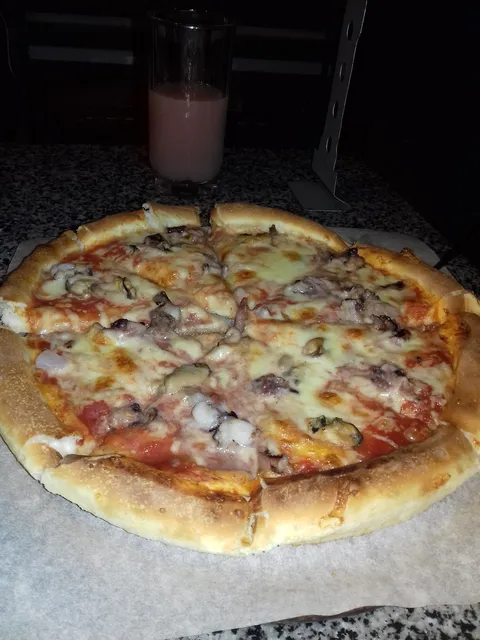 Pizza Celentano image 5