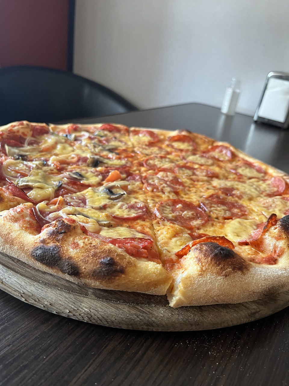 Sushi & Pizza House image 2