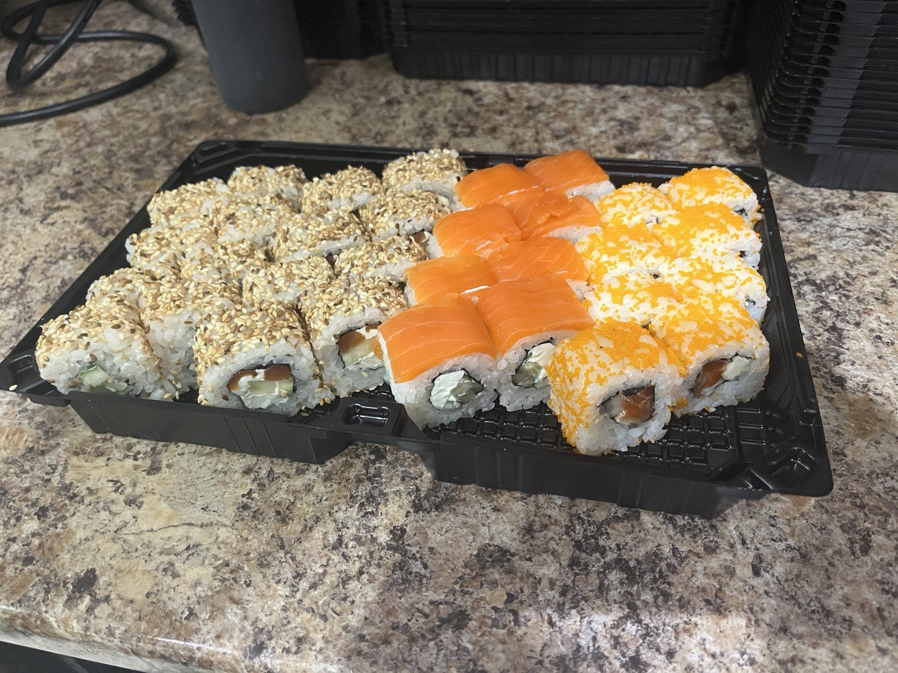 Sushi & Pizza House image 7