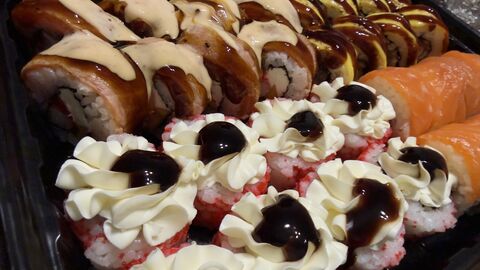 Osama sushi Kremenchuk image 6