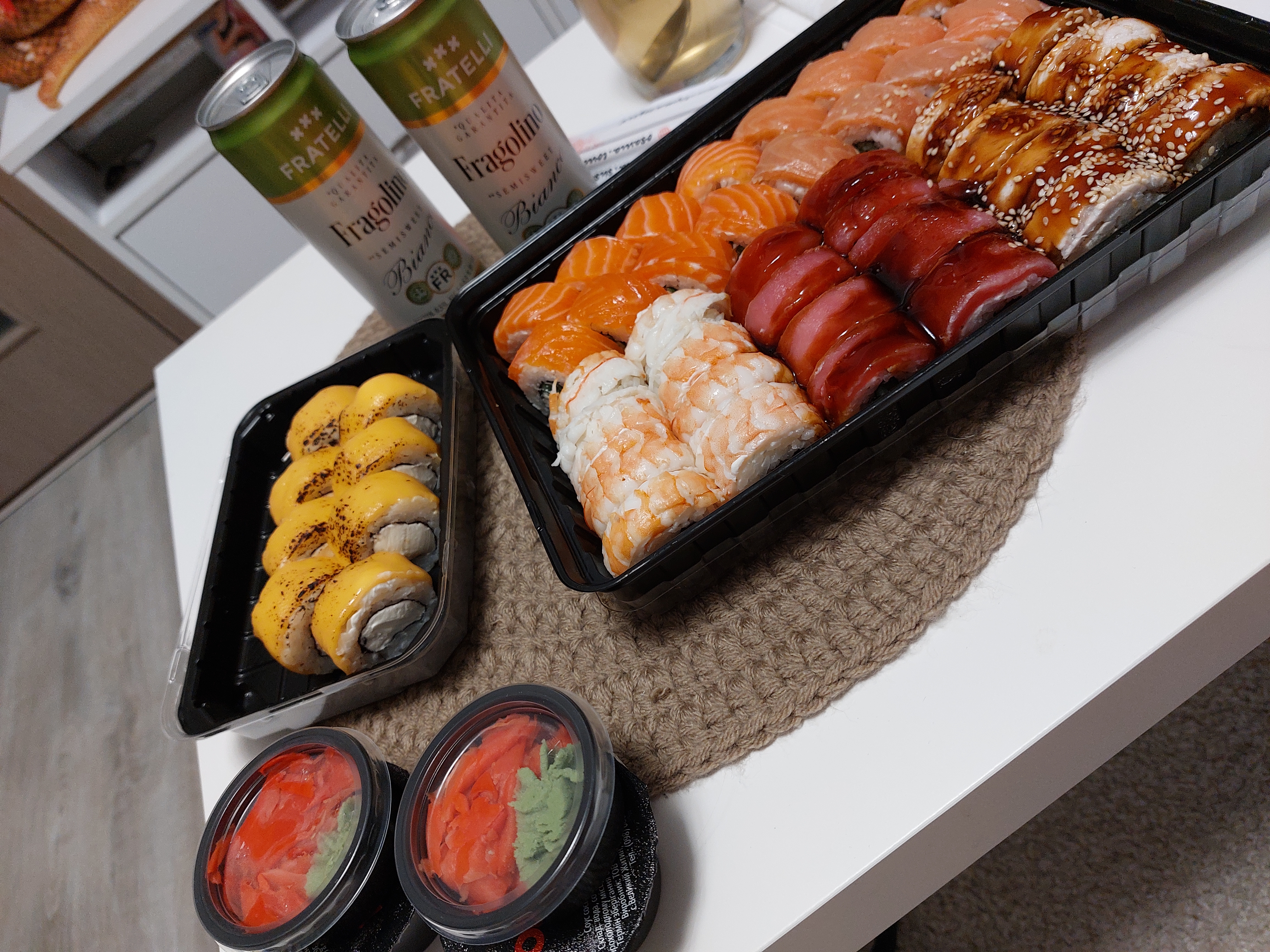 Osama sushi Kremenchuk image 10