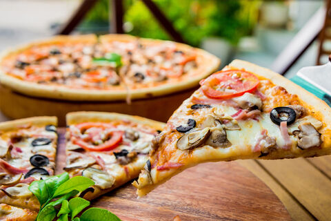 House of pizza image 3