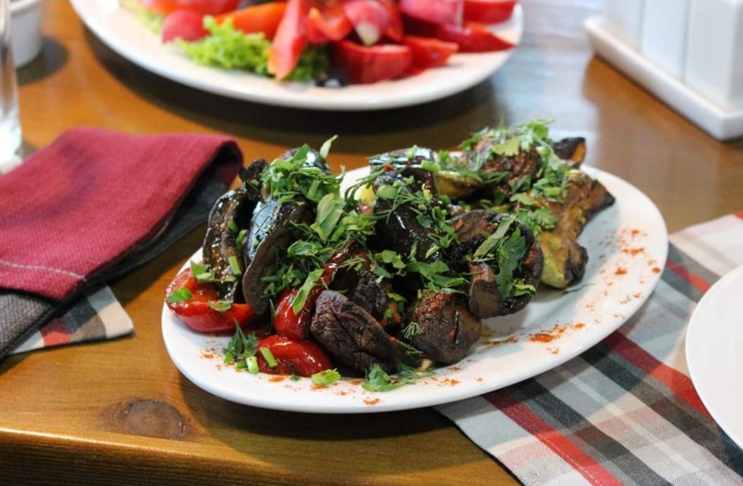 Mangal & Bar image 2