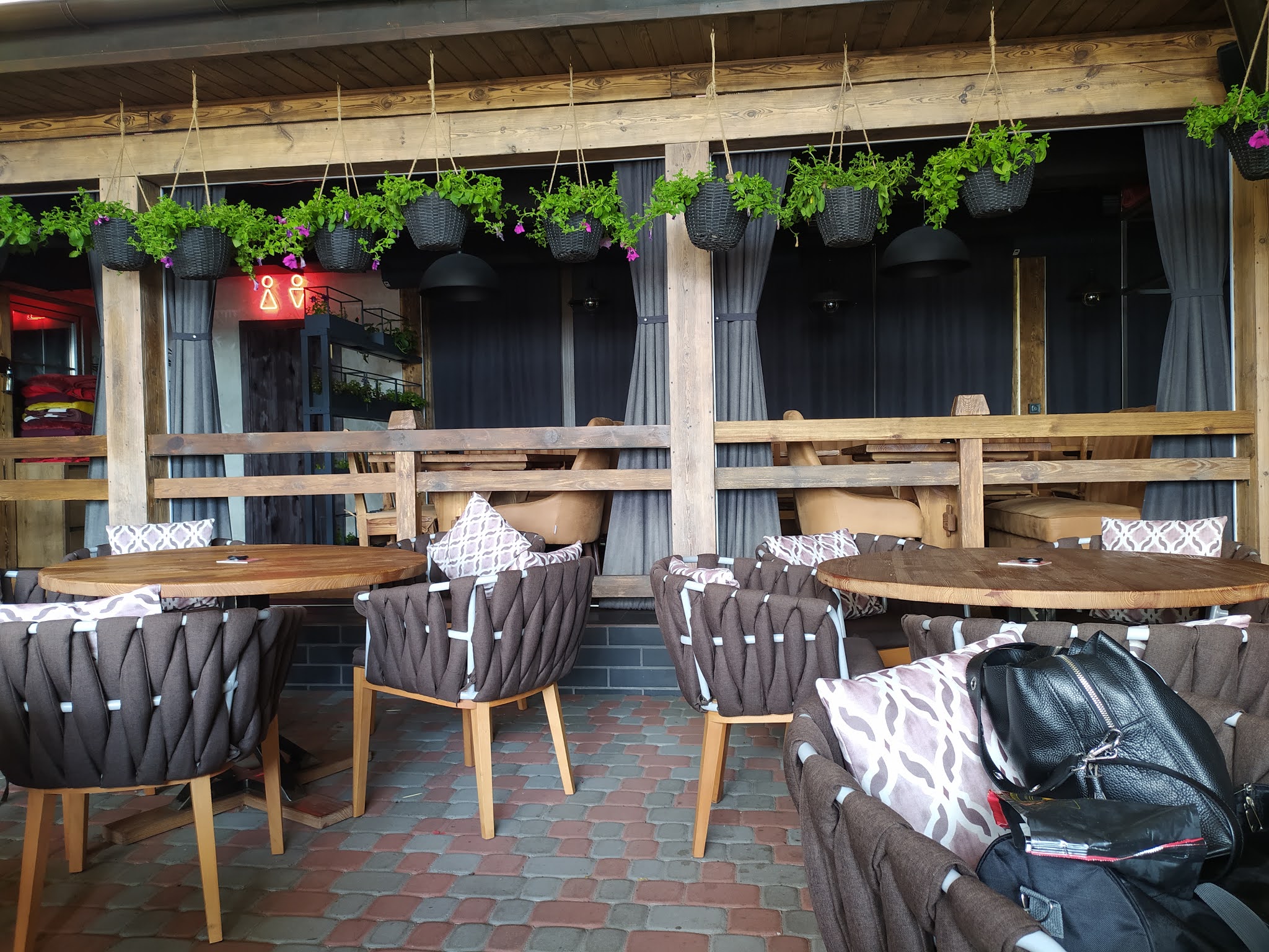 BIF Pizza and Grill image 5