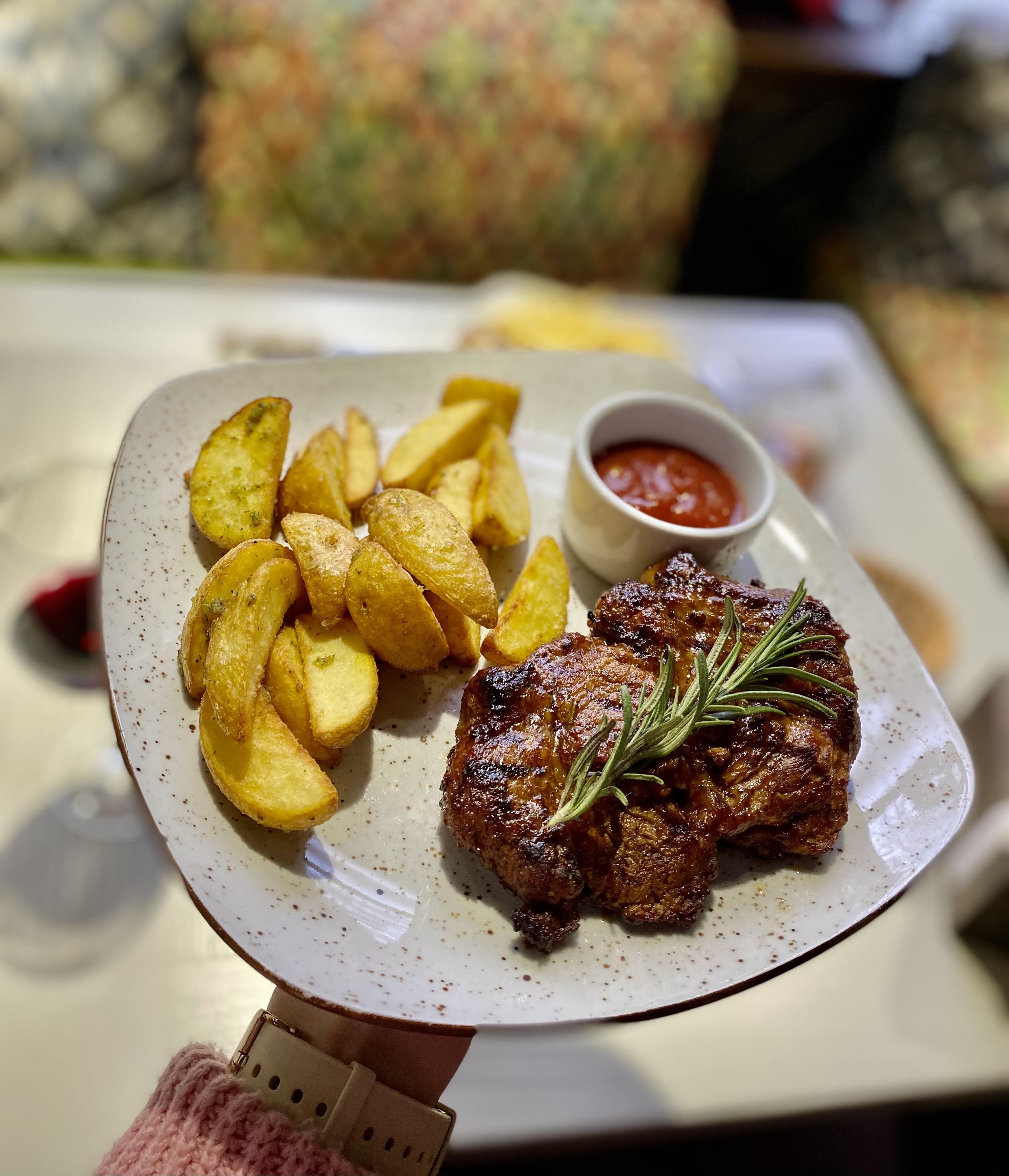 Кафе "Монтана" image 2