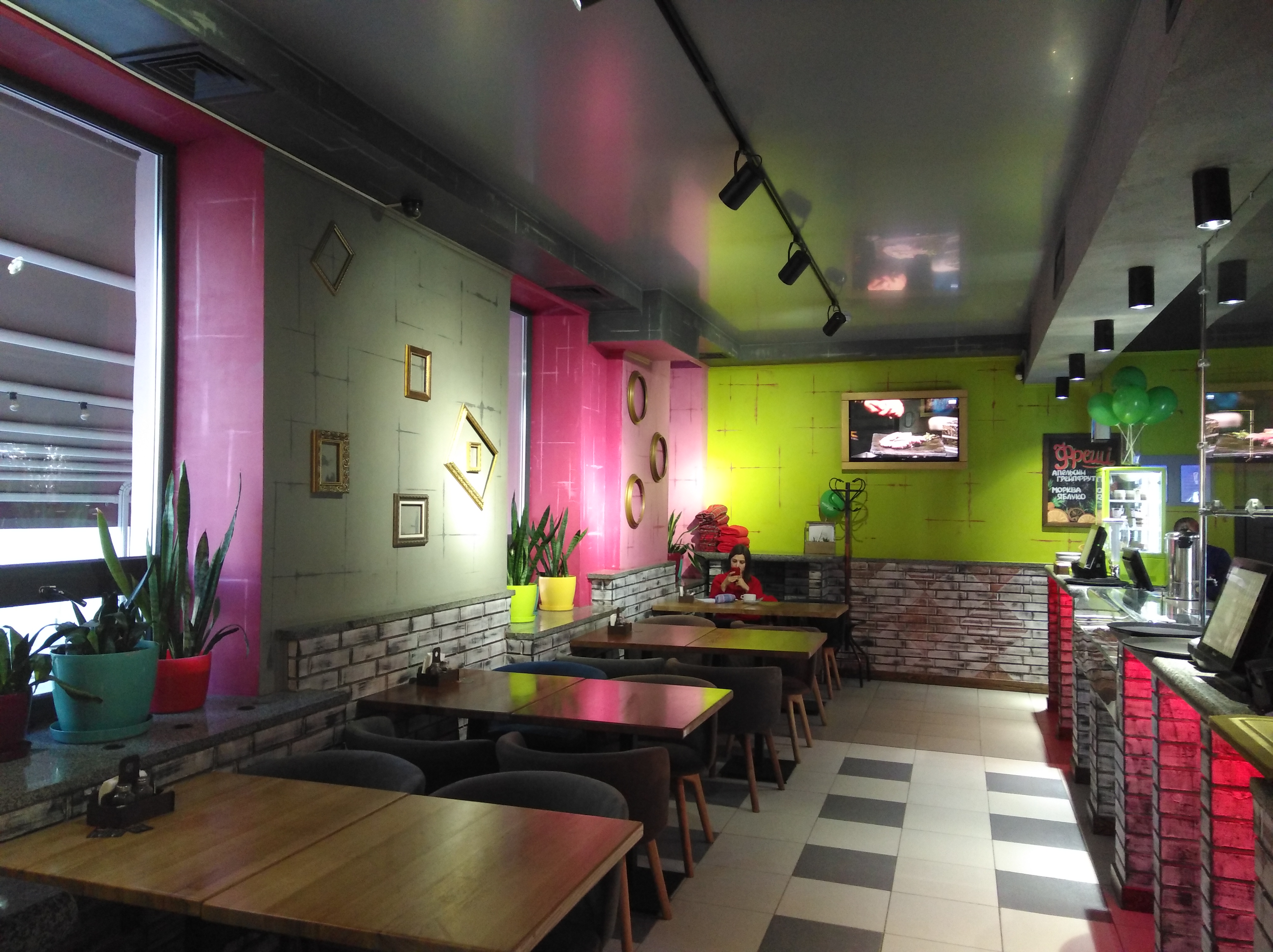 Кафе "Монтана" image 8