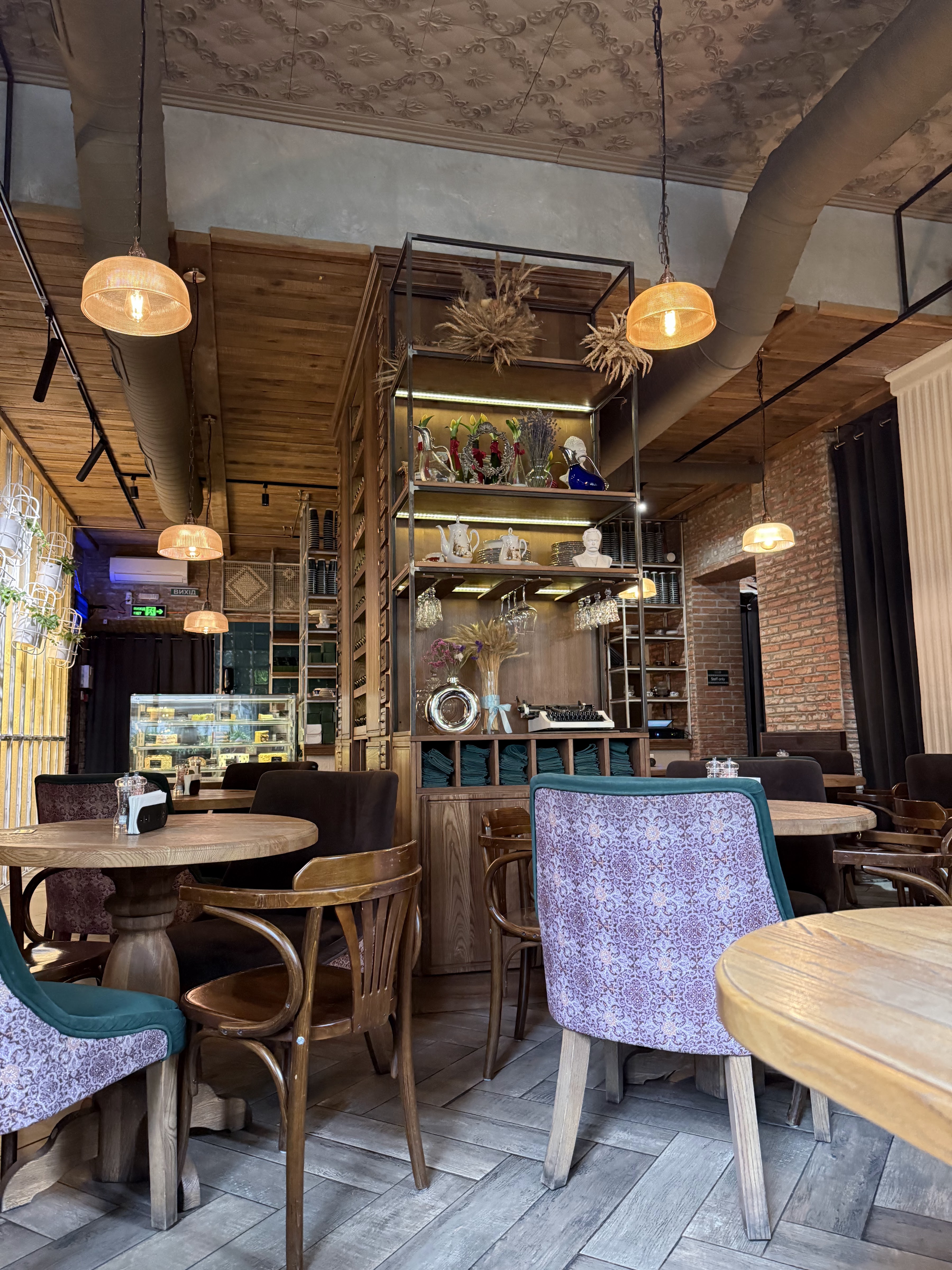 Міське кафе Чічіков image 3