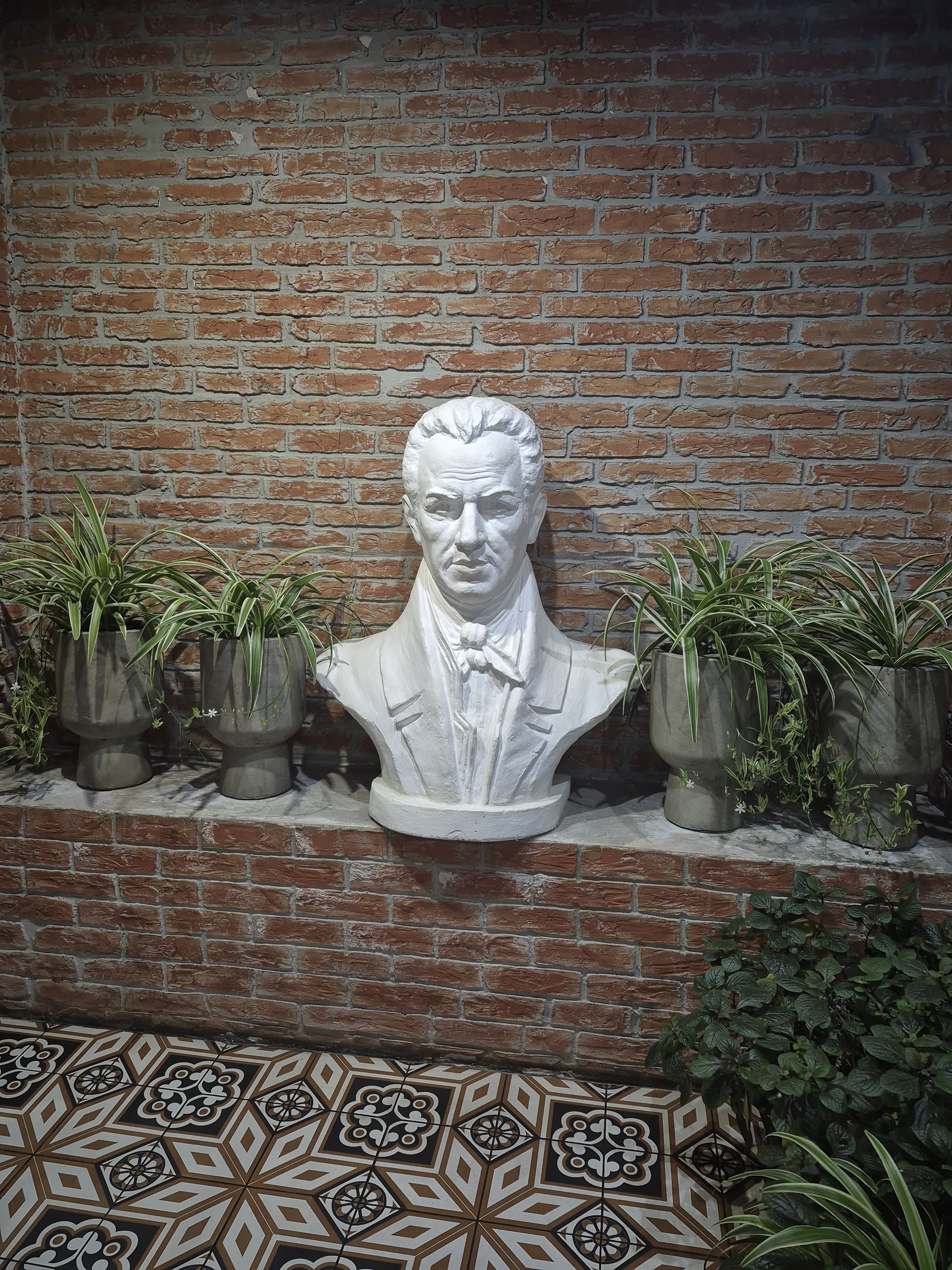 Міське кафе Чічіков image 9